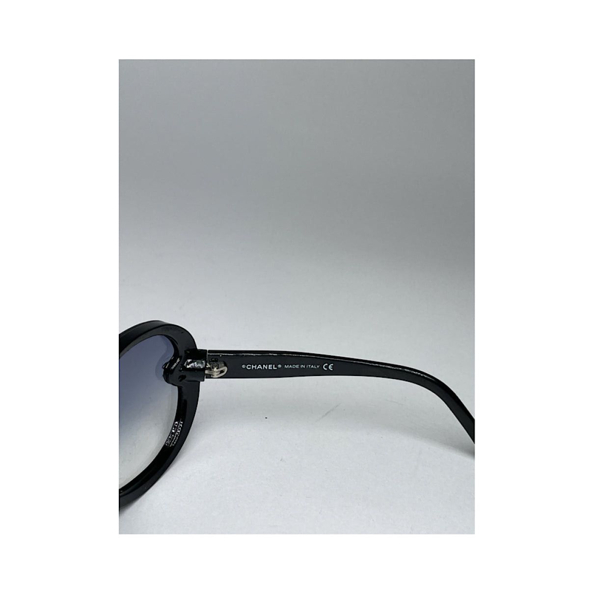 Chanel Black Plastic Sunglasses Size ONE SIZE - 4 Thumbnail