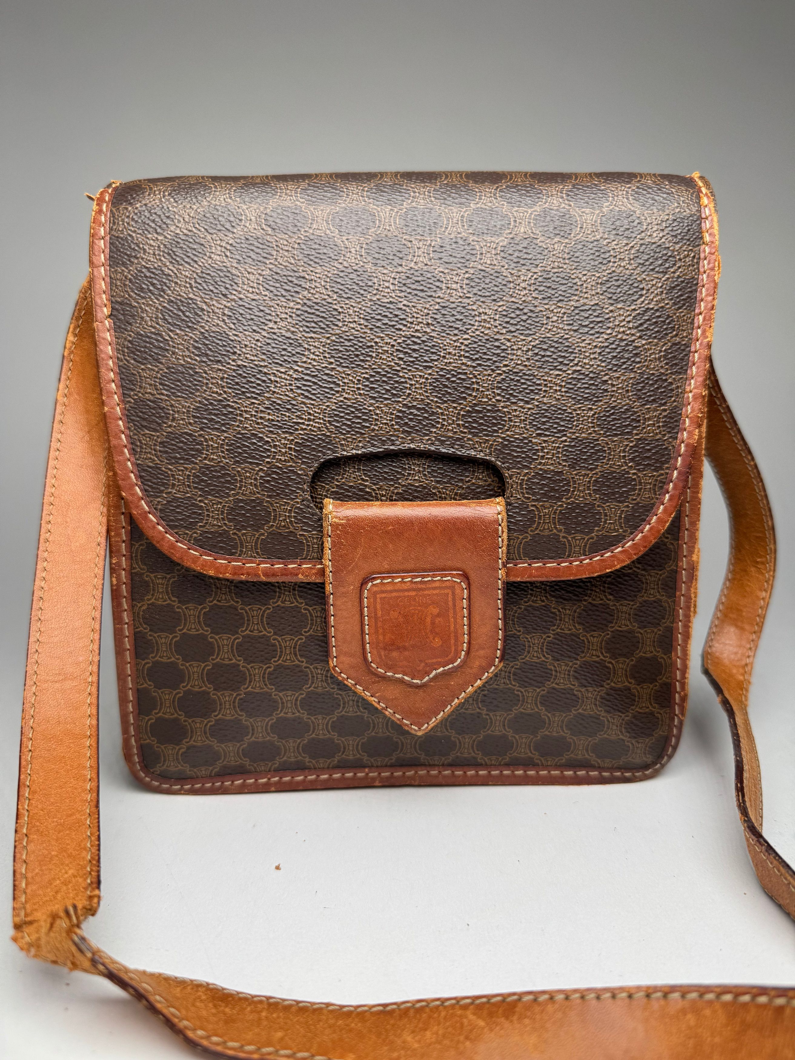 Celine Vintage Paris Triomphe Leather Bag Brown Size ONE SIZE - 9 Thumbnail