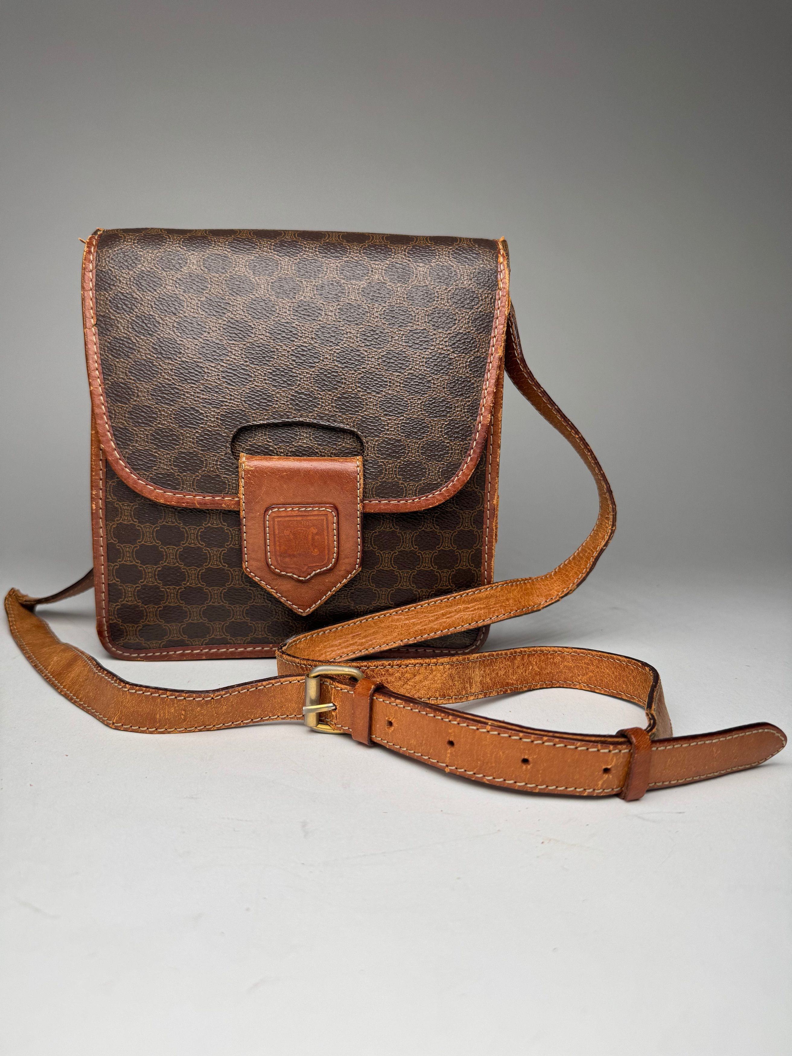 Celine Vintage Paris Triomphe Leather Bag Brown Size ONE SIZE - 2 Thumbnail