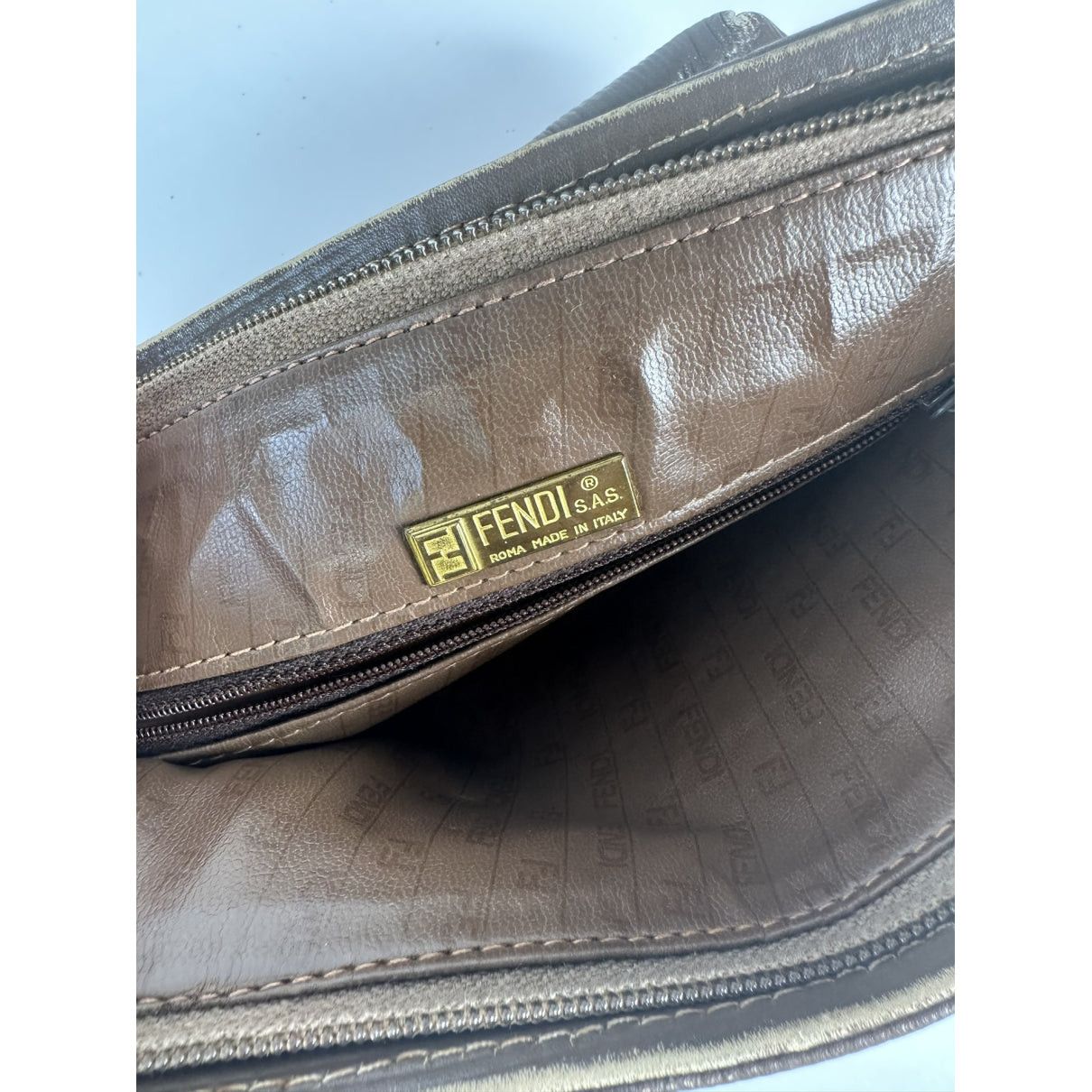 Fendi Baguette Brown Patent Leather Handbag Size ONE SIZE - 5 Thumbnail