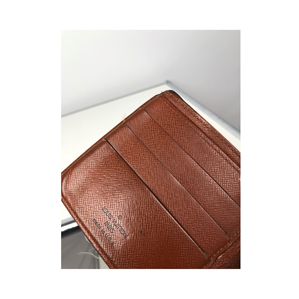 Louis Vuitton Brown Leather Purse Size ONE SIZE - 3 Thumbnail