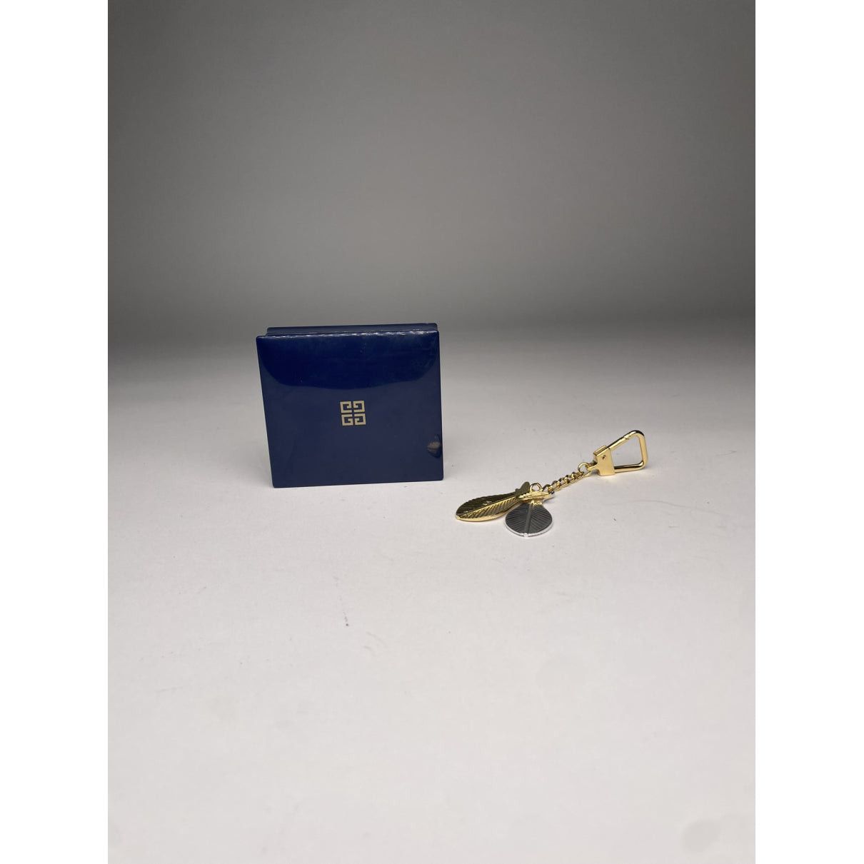 Givenchy Gold Steel Pendant Size ONE SIZE - 3 Thumbnail