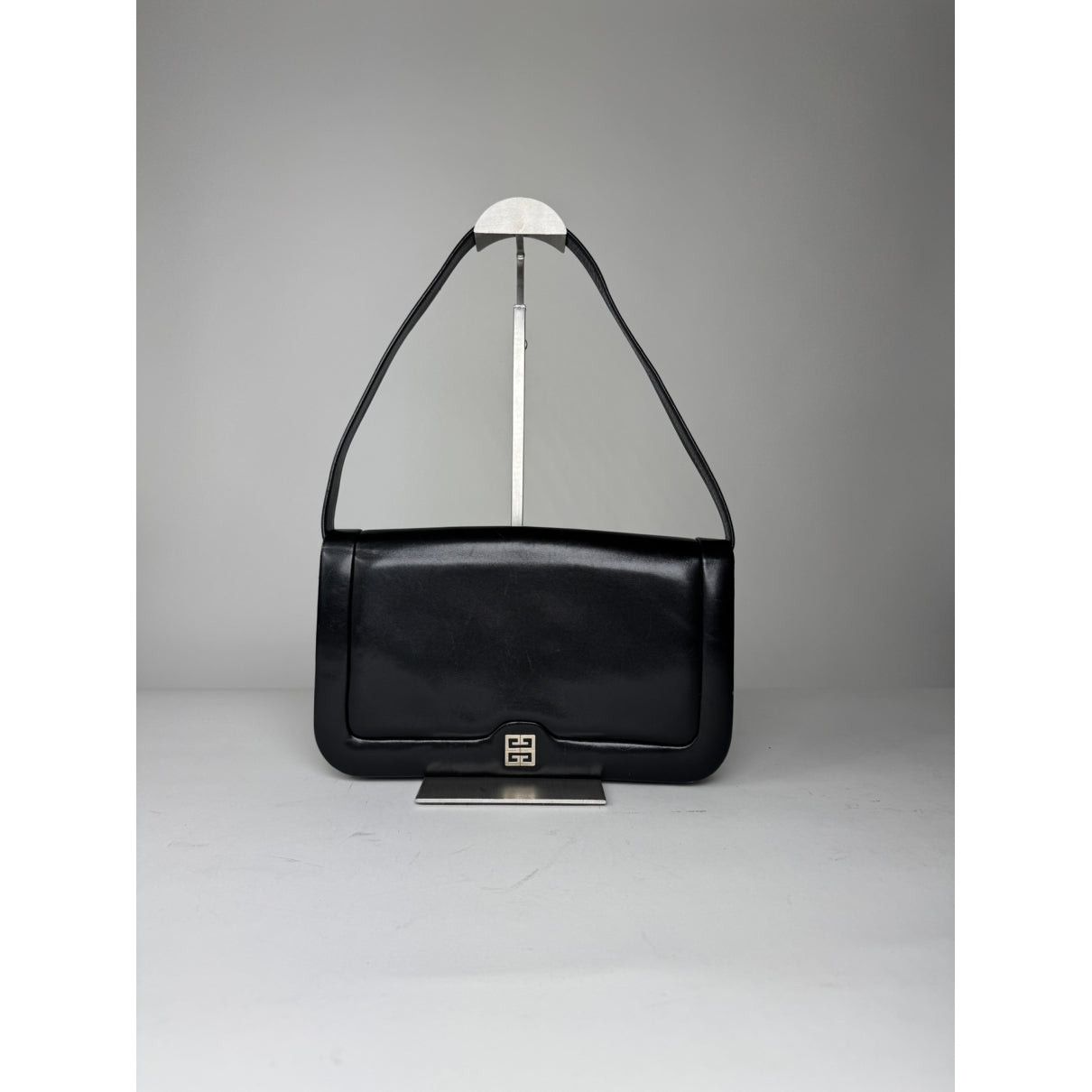 Givenchy 4G Black Leather Handbag Size ONE SIZE - 2 Thumbnail