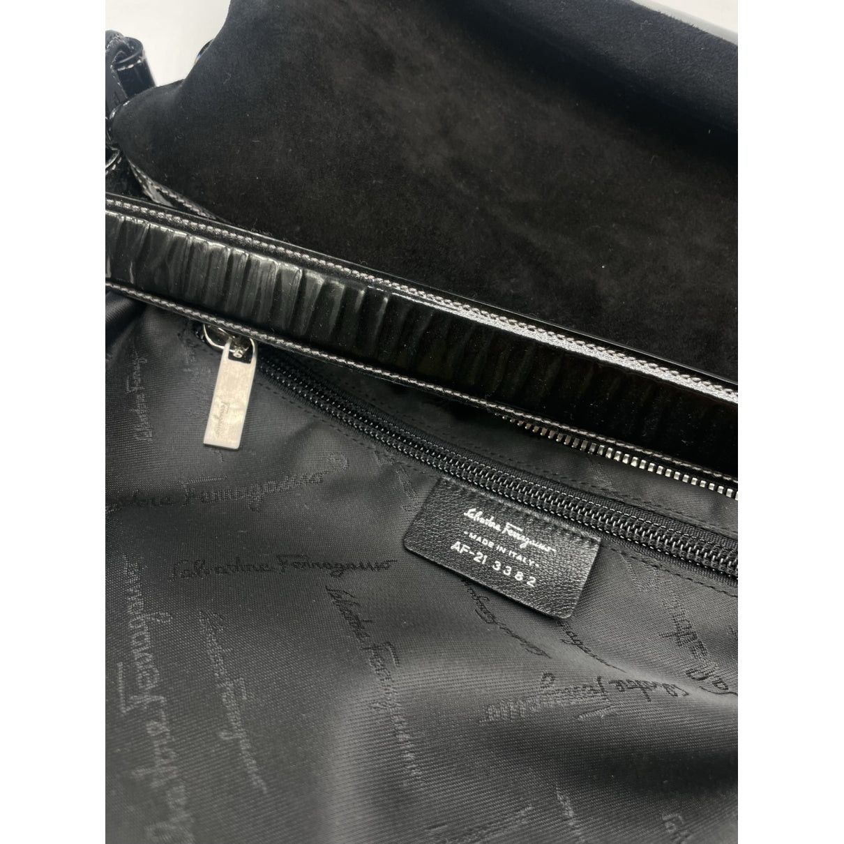 Salvatore Ferragamo Black Patent Leather Handbag Size ONE SIZE - 5 Thumbnail