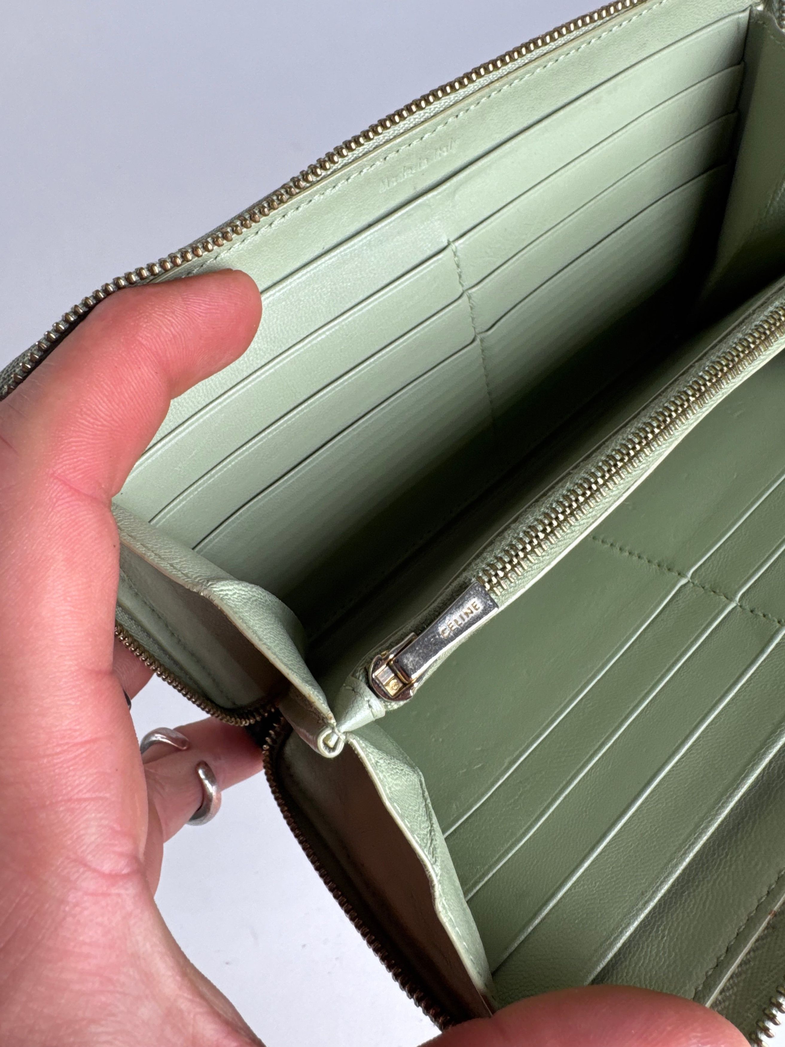 Celine Vintage Triomphe Leather Wallet Green Black Size ONE SIZE - 8 Thumbnail