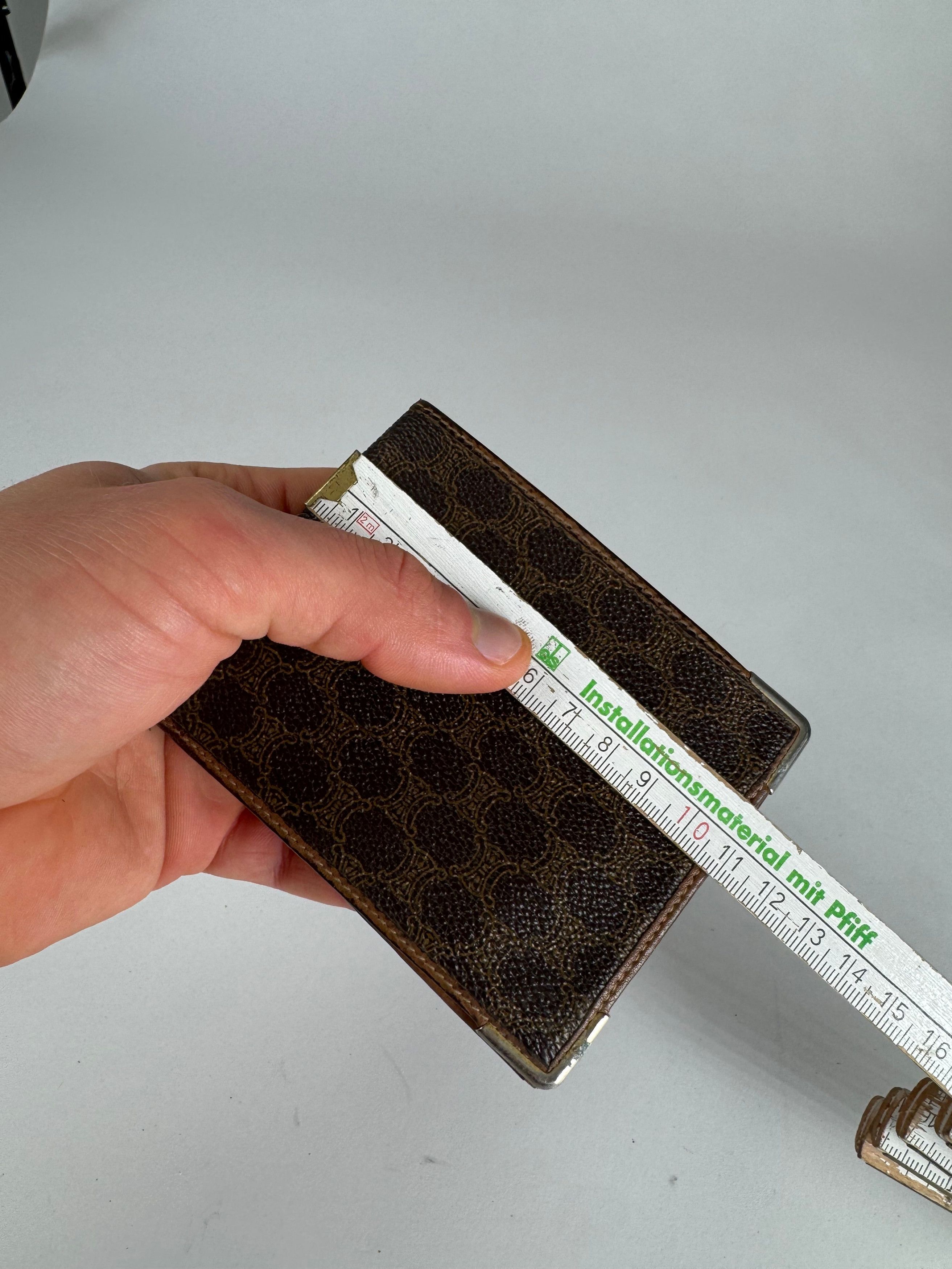 Celine Vintage Paris Leather Monogram Card Holder Brown Size ONE SIZE - 10 Thumbnail