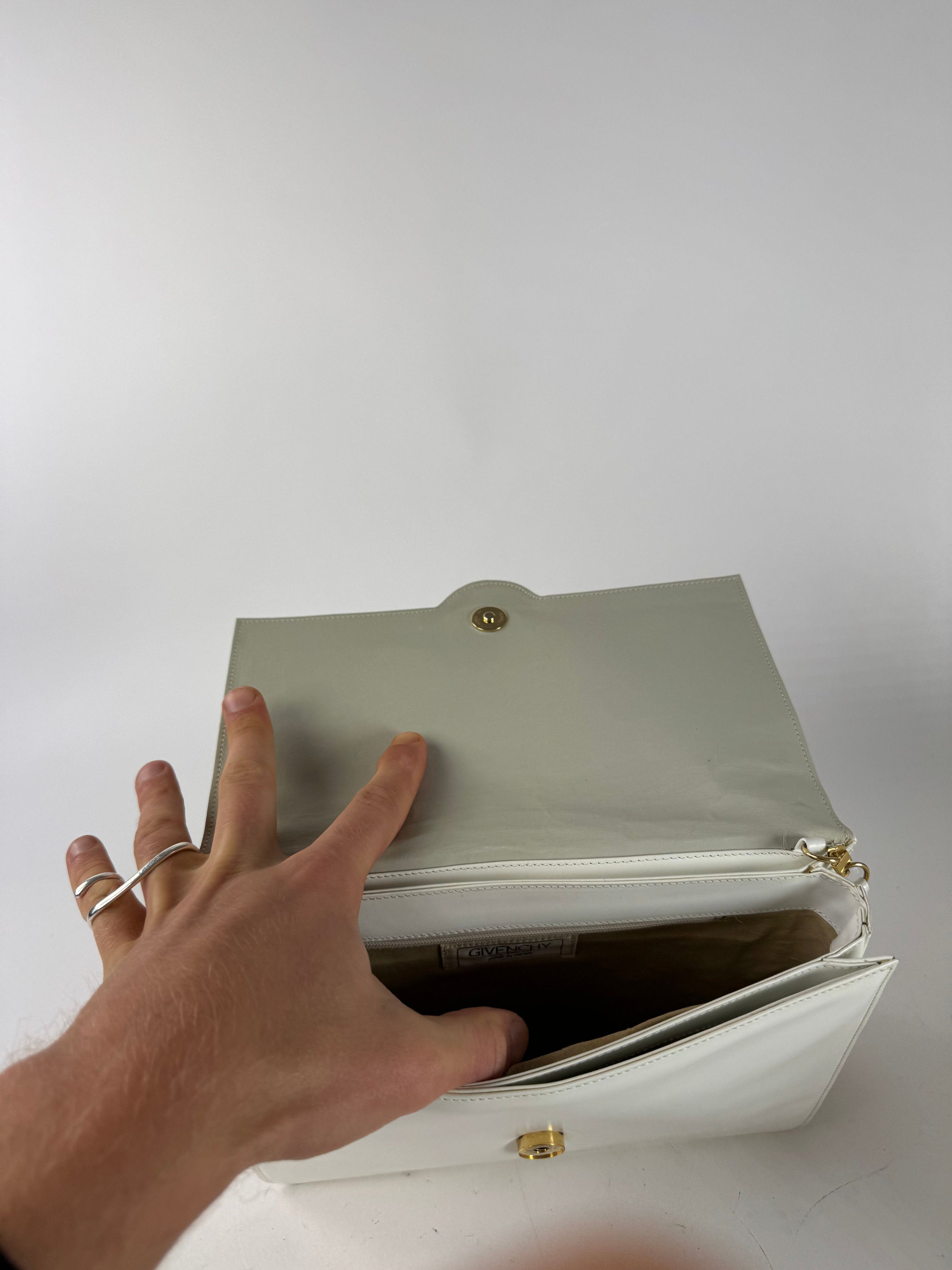 Givenchy Vintage 4G Bag Leather White Size ONE SIZE - 15 Thumbnail
