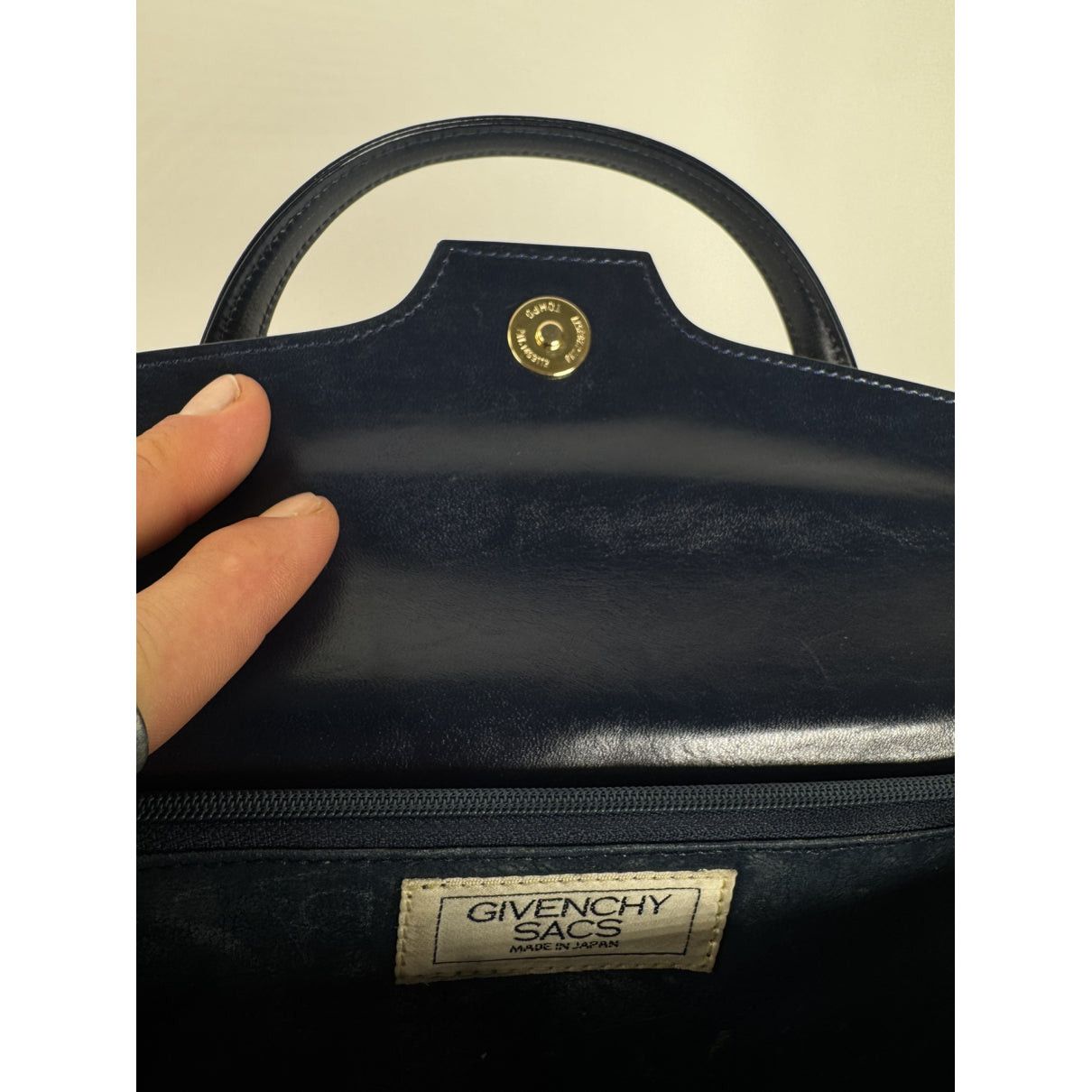 Givenchy 4G Navy Leather Handbag Size ONE SIZE - 4 Thumbnail