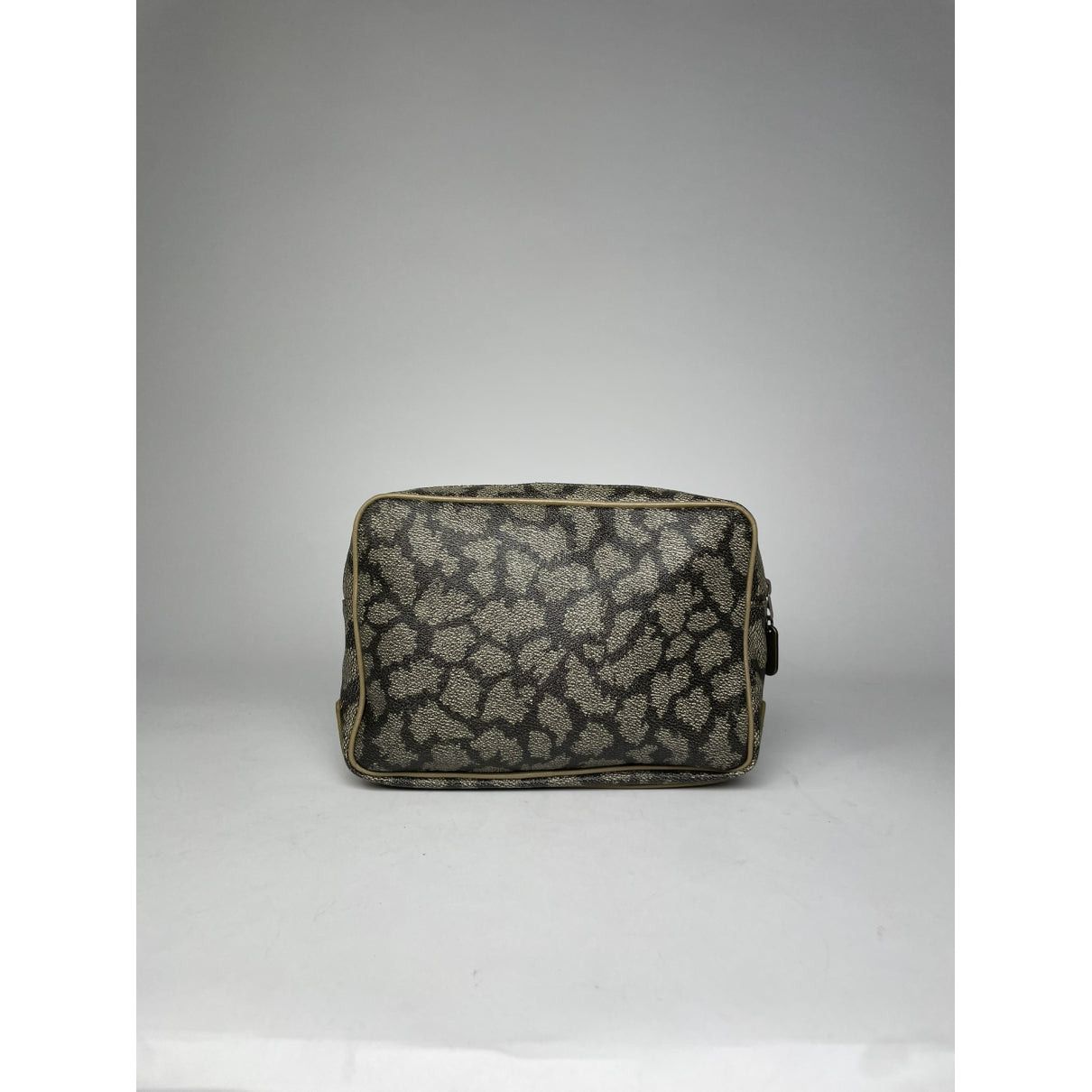 Yves Saint Laurent Grey Leather Clutch Bag Size ONE SIZE - 2 Thumbnail