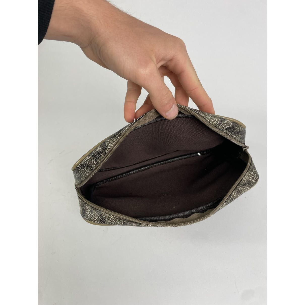 Yves Saint Laurent Grey Leather Clutch Bag Size ONE SIZE - 3 Thumbnail