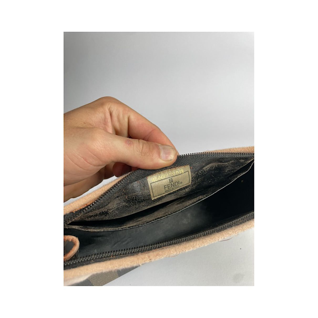 Fendi Baguette Black Leather Clutch Bag Size ONE SIZE - 3 Thumbnail