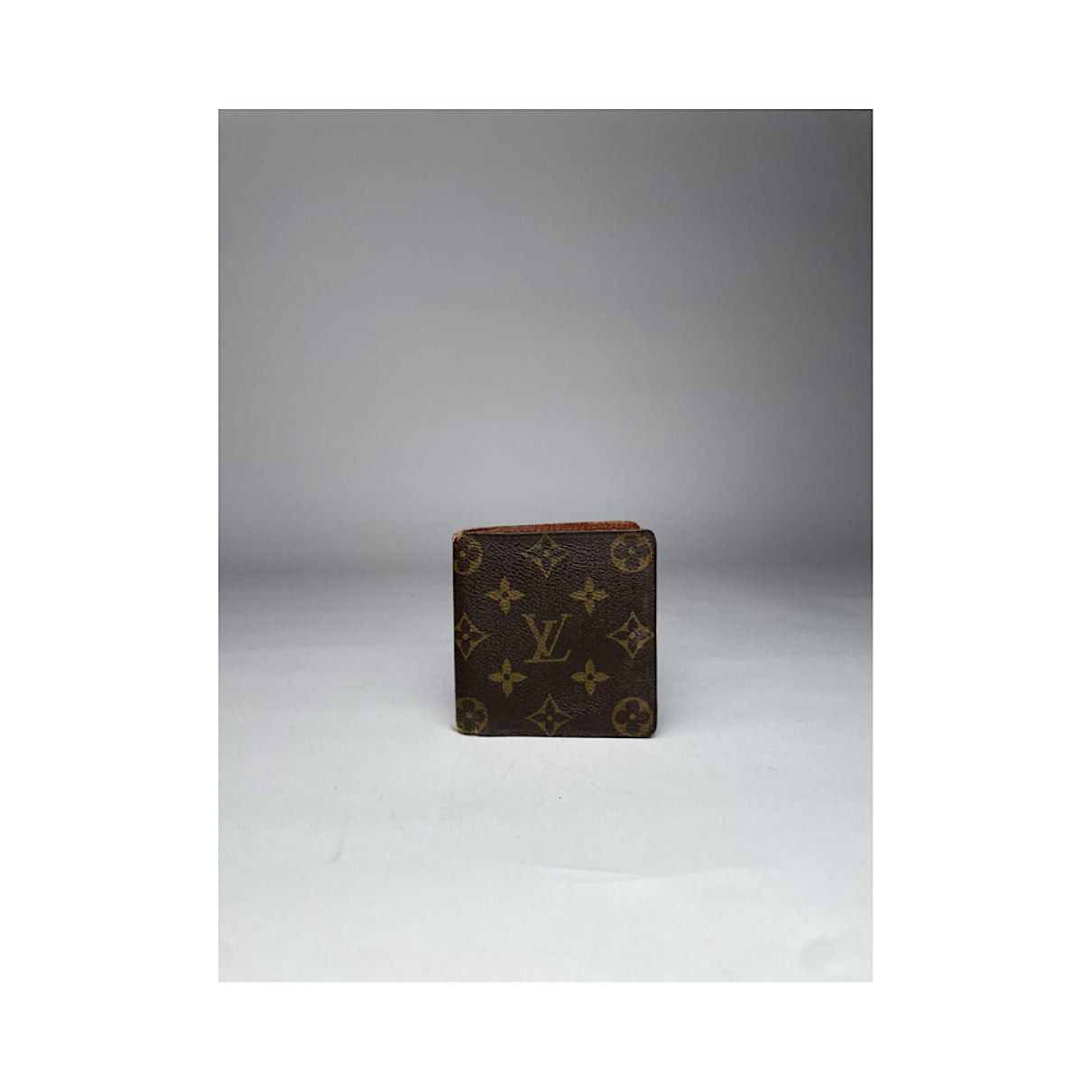 Louis Vuitton Brown Leather Purse Size ONE SIZE - 4 Thumbnail