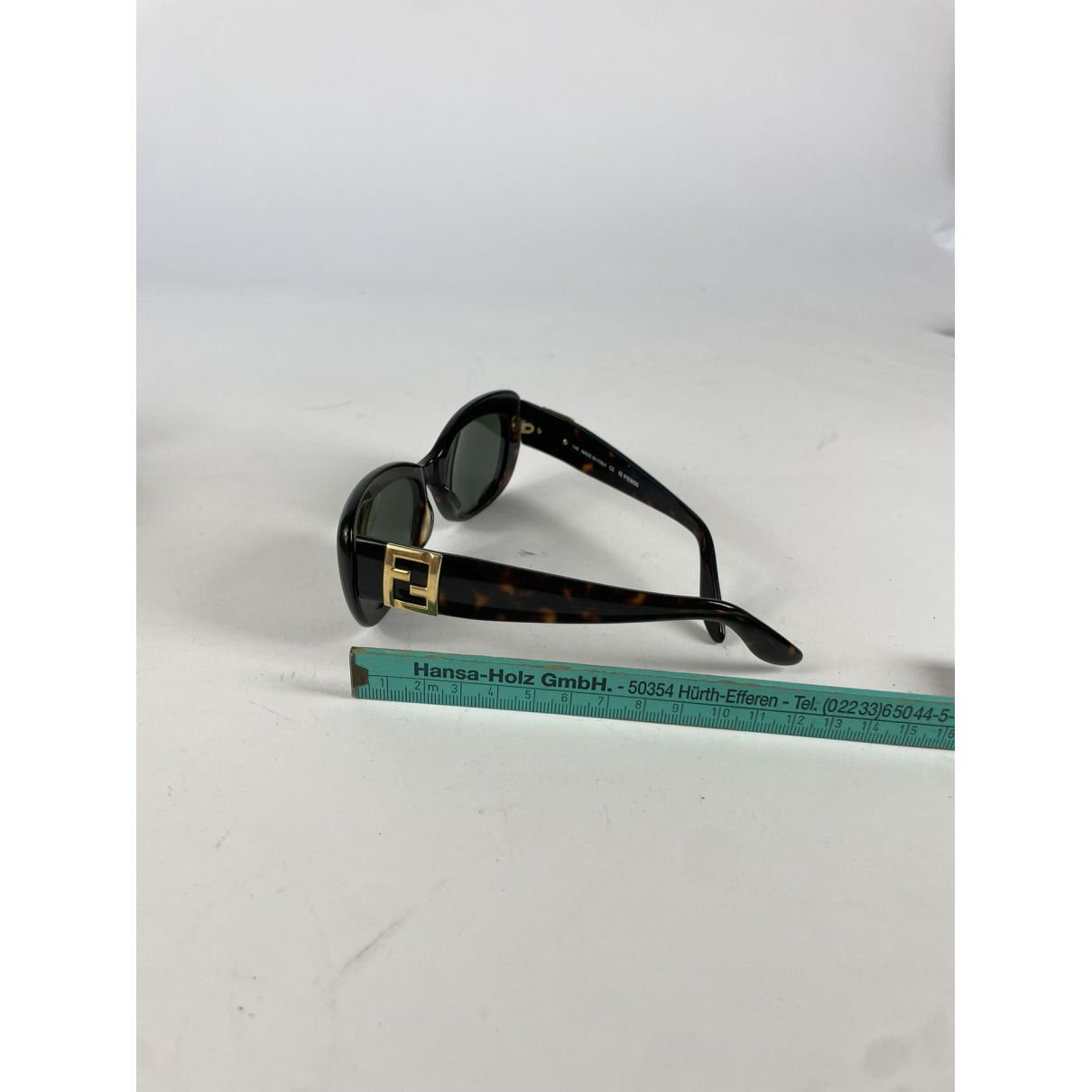 Fendi Black Plastic Sunglasses Size ONE SIZE - 5 Thumbnail