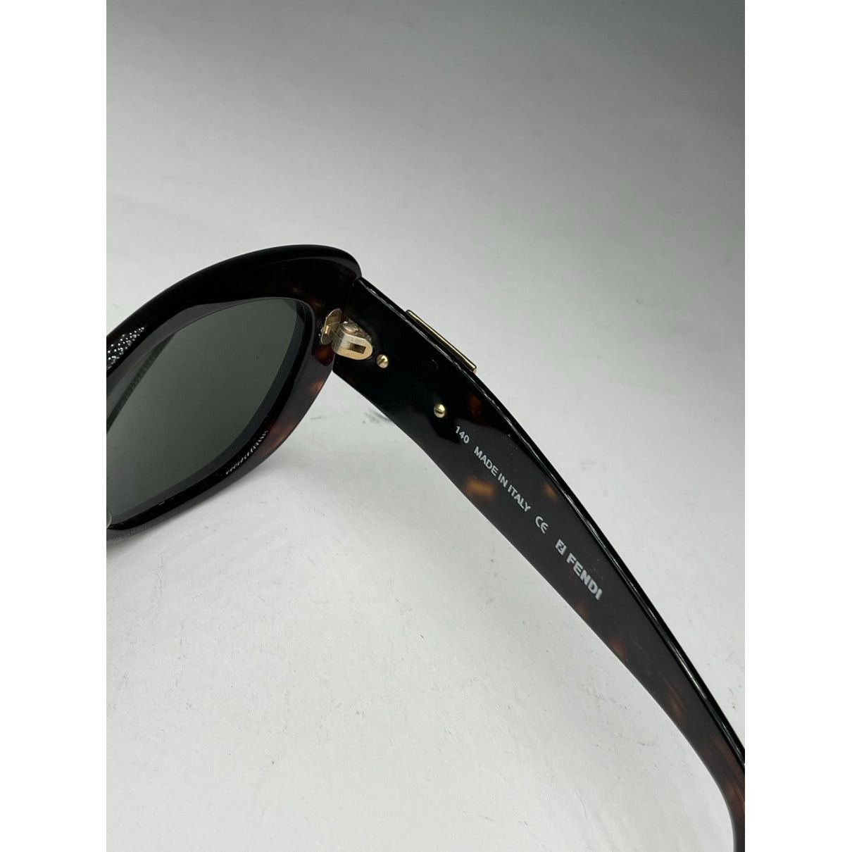 Fendi Black Plastic Sunglasses Size ONE SIZE - 4 Thumbnail