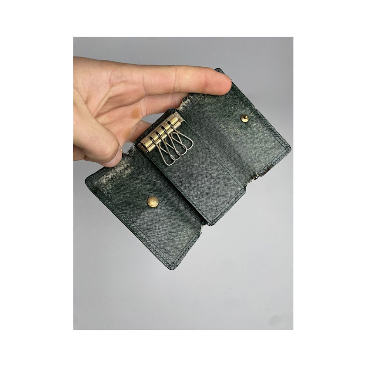 Louis Vuitton Lockme Green Leather Purse Size ONE SIZE - 5 Thumbnail