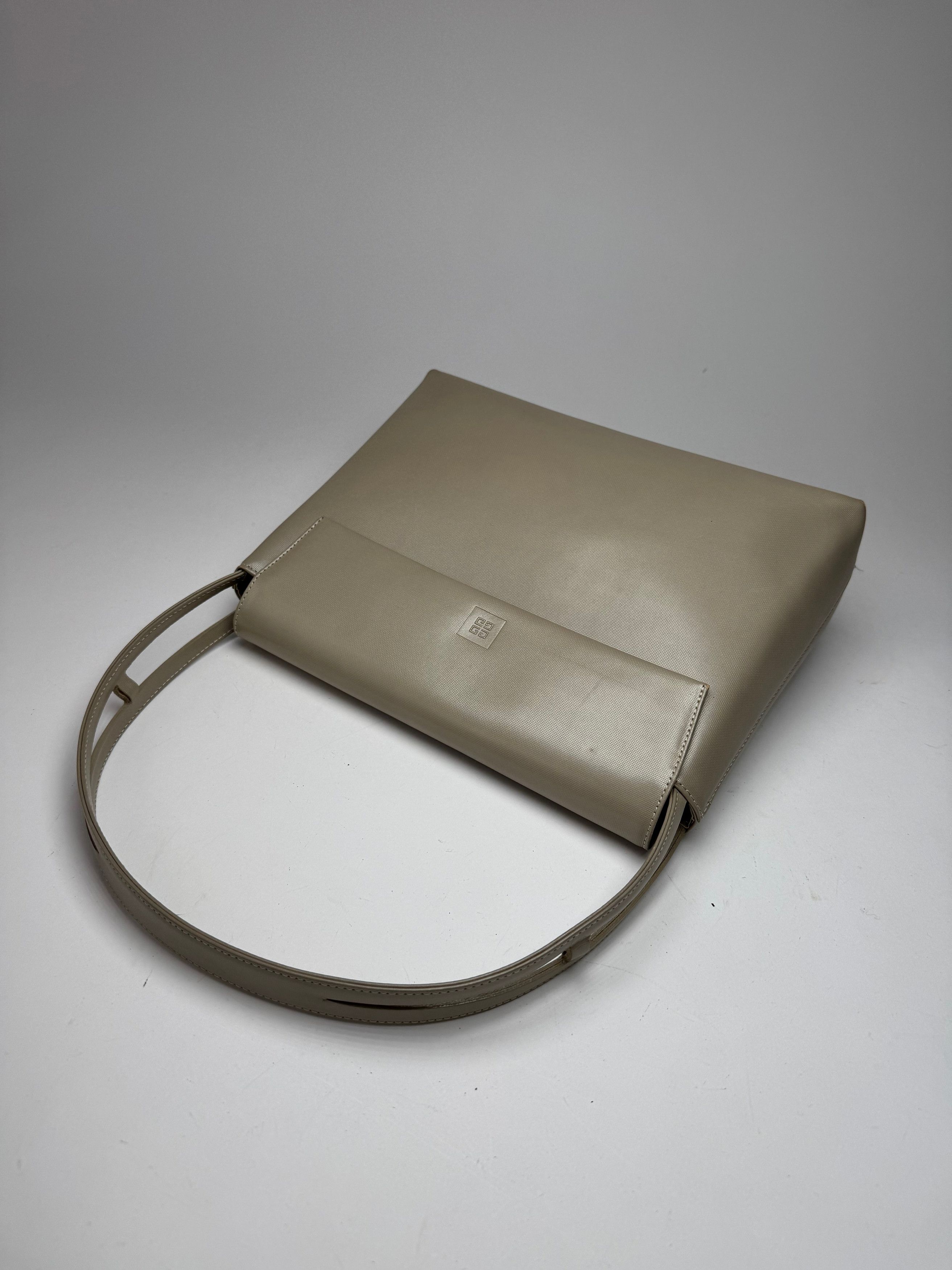 Givenchy Vintage 4G Patent Leather bag grey Size ONE SIZE - 12 Thumbnail