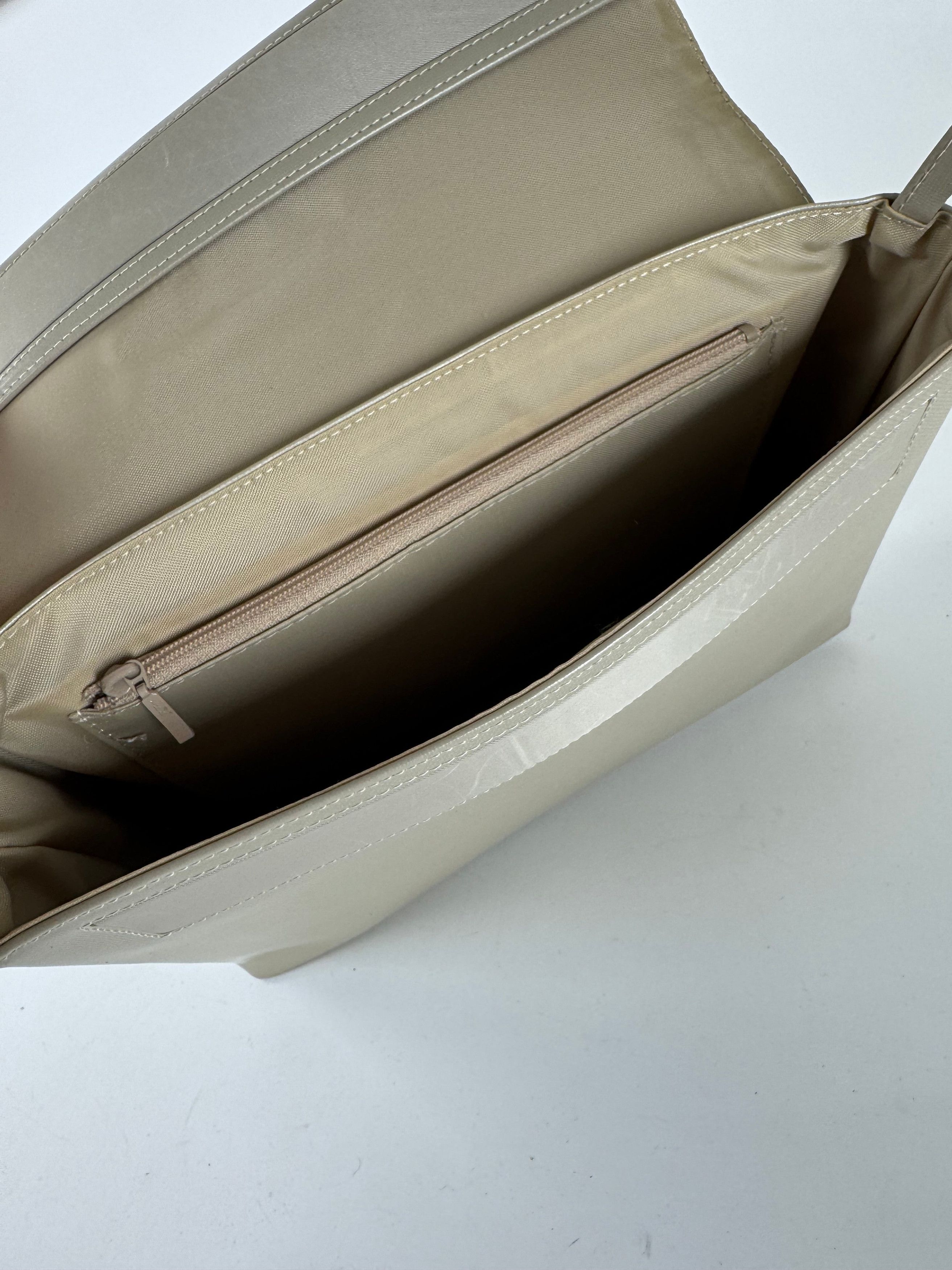 Givenchy Vintage 4G Patent Leather bag grey Size ONE SIZE - 3 Thumbnail
