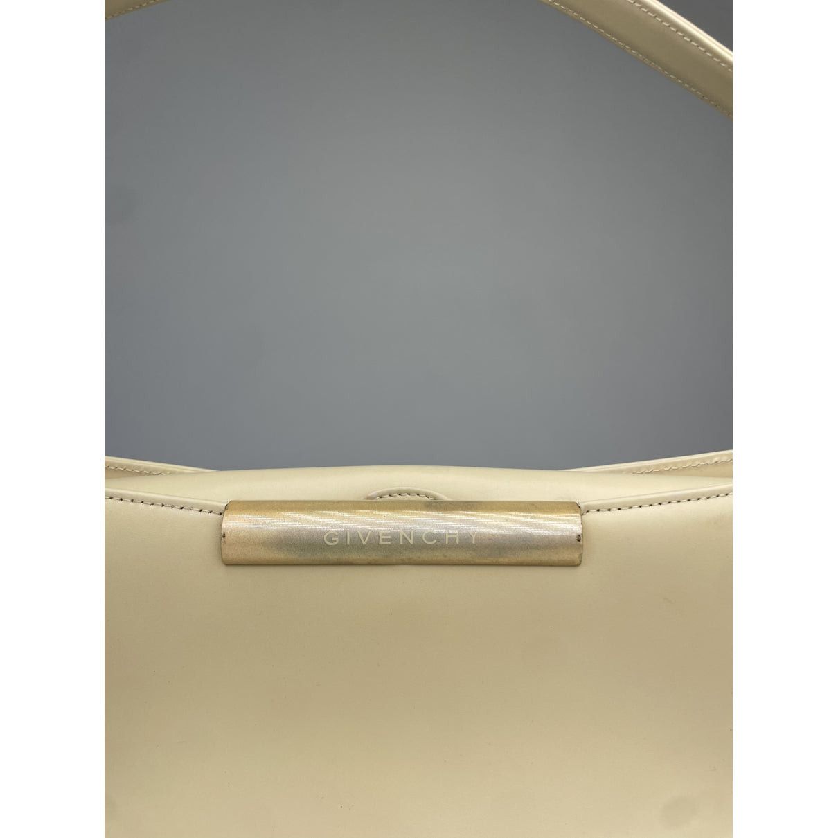 Givenchy Whip Beige Leather Handbag Size ONE SIZE - 2 Thumbnail