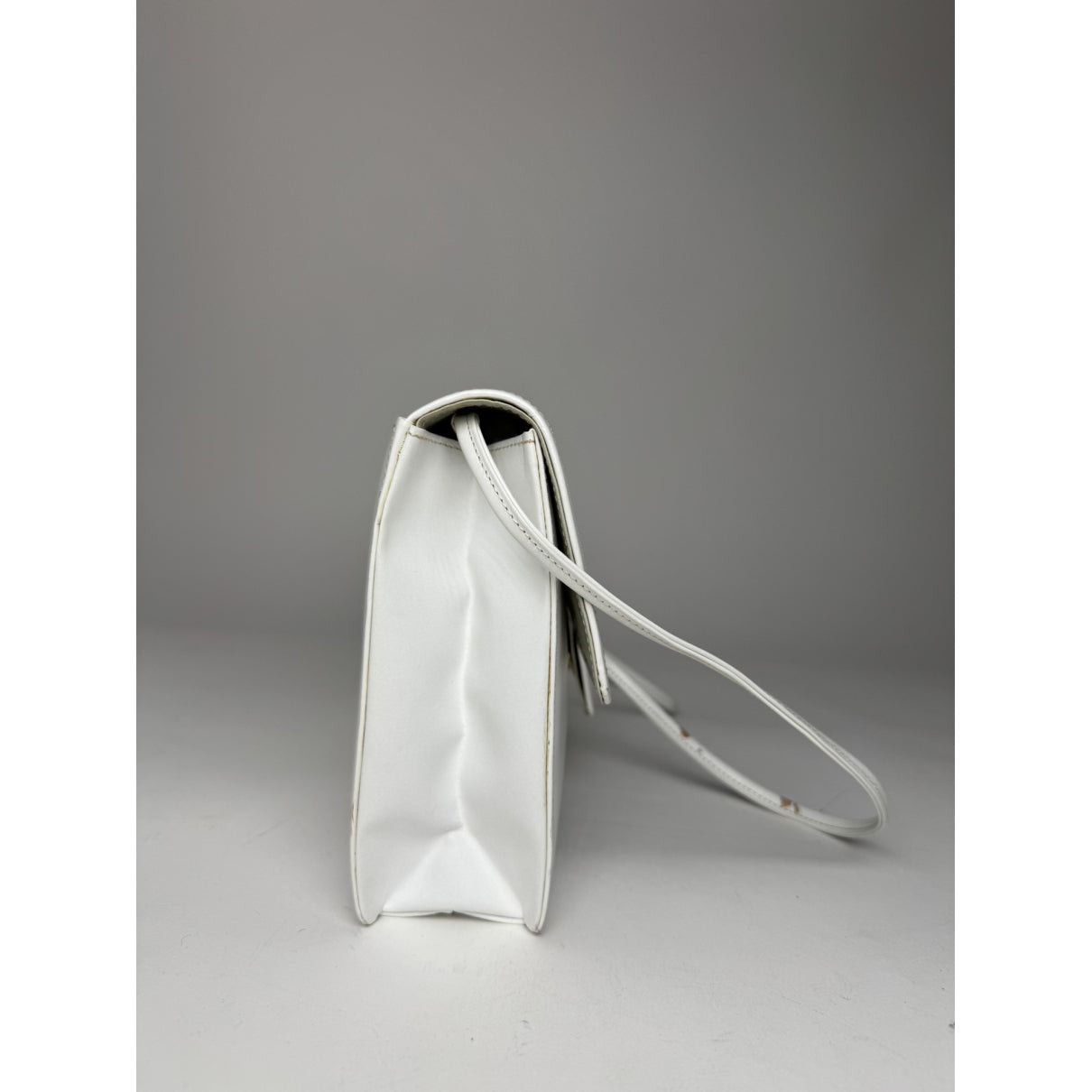 Givenchy 4G White Leather Handbag Size ONE SIZE - 2 Thumbnail
