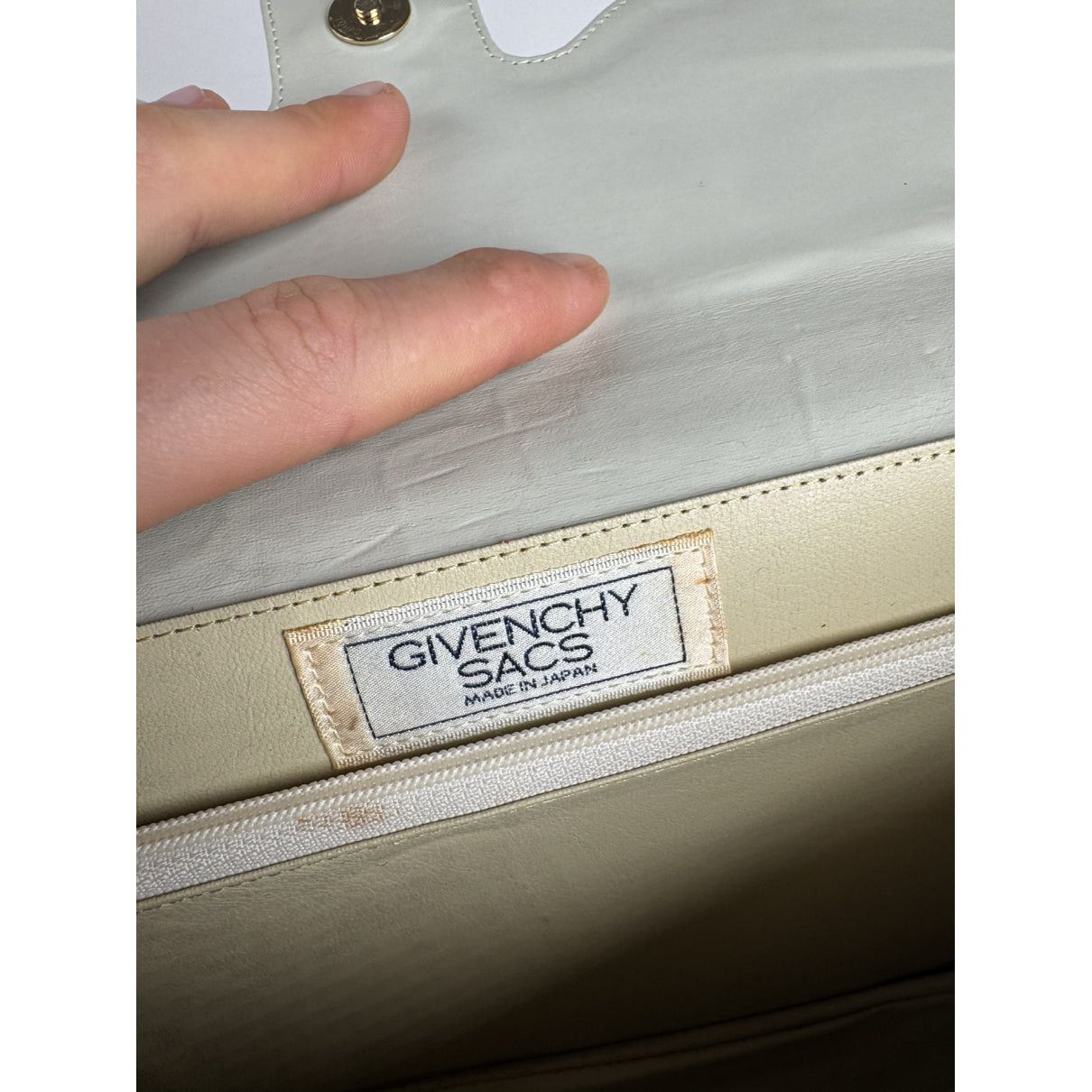 Givenchy 4G White Leather Handbag Size ONE SIZE - 4 Thumbnail
