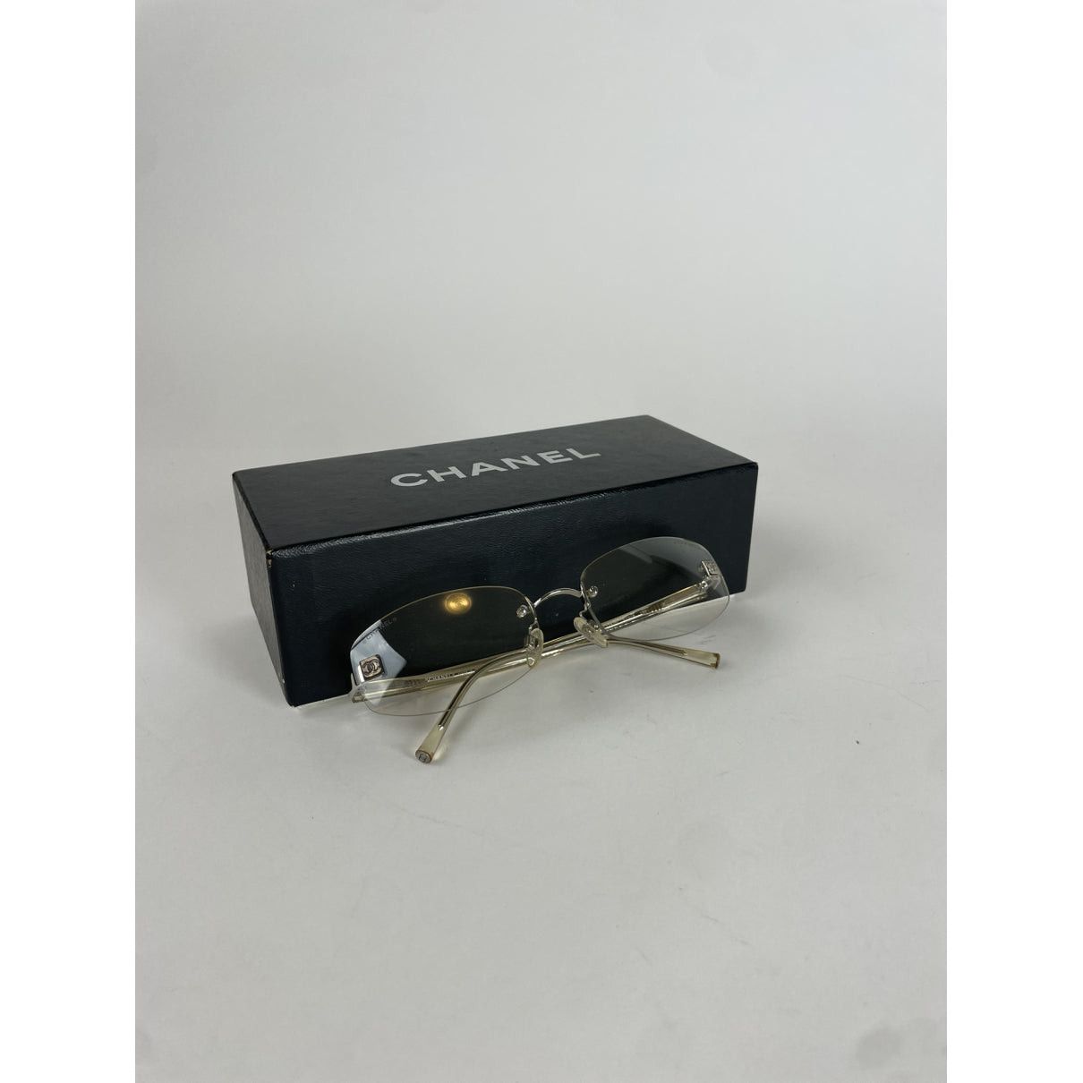 Chanel Silver Metal Sunglasses Size ONE SIZE - 5 Thumbnail