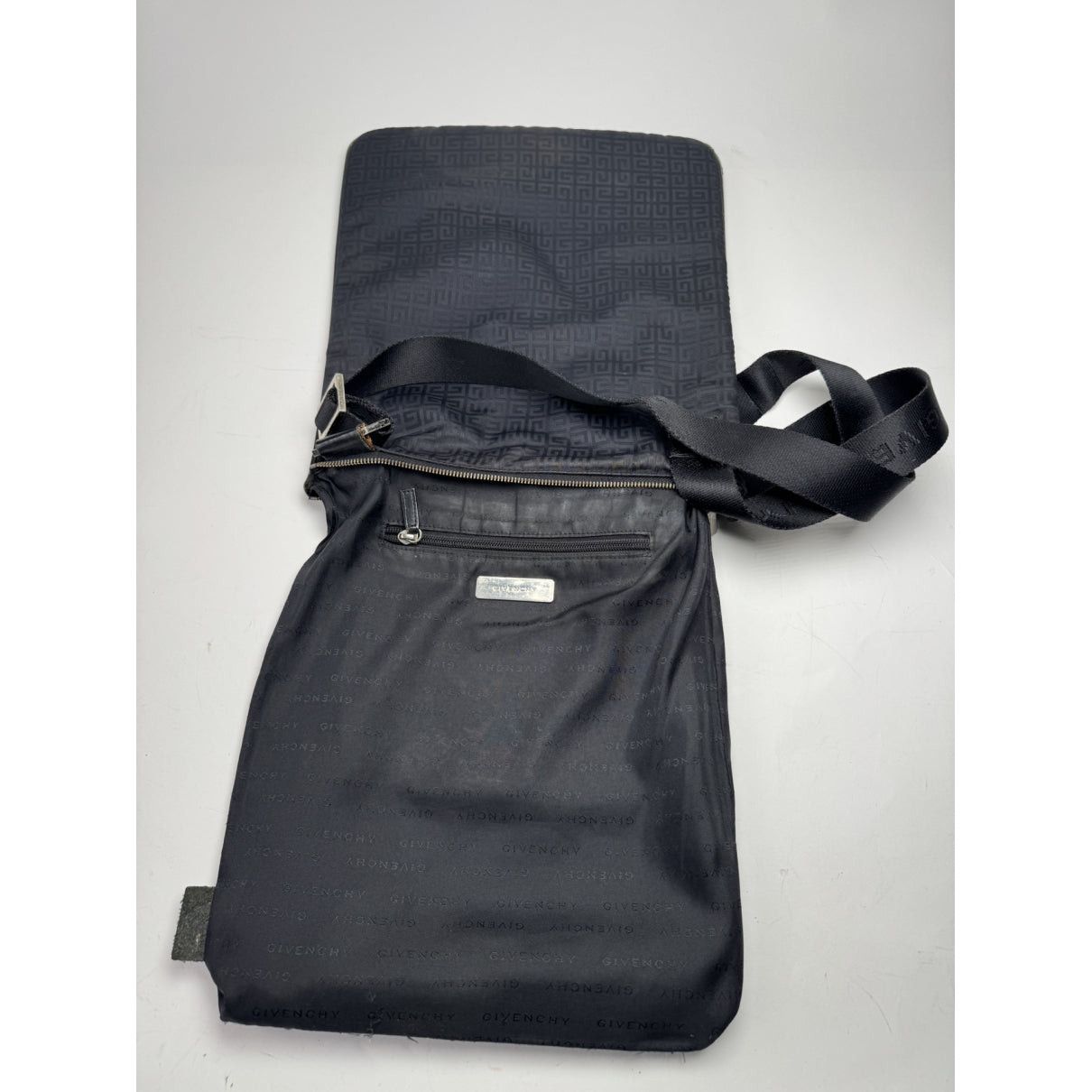Givenchy 4G Black Leather Handbag Size ONE SIZE - 2 Thumbnail