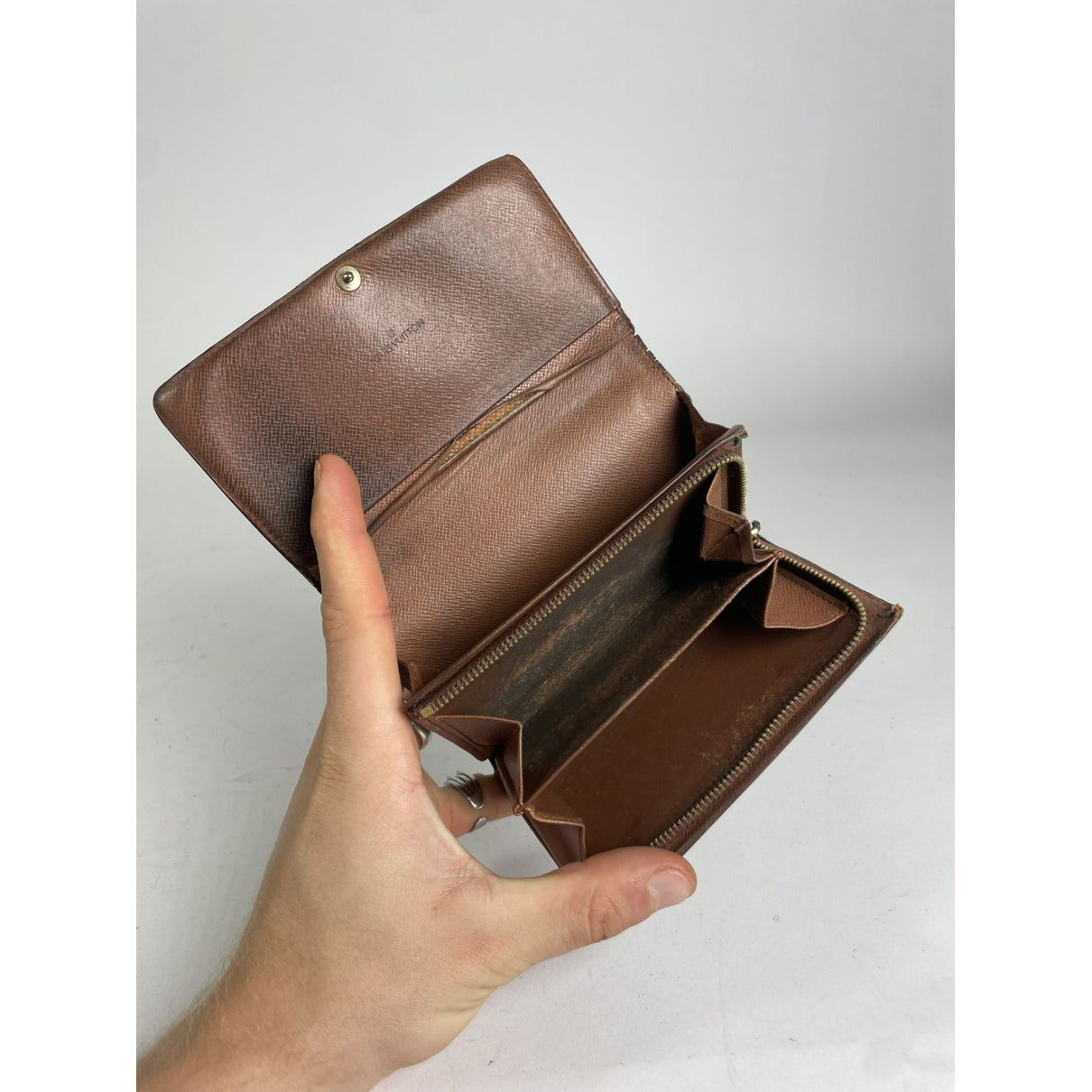 Louis Vuitton Joséphine Brown Leather Wallet Size ONE SIZE - 4 Thumbnail