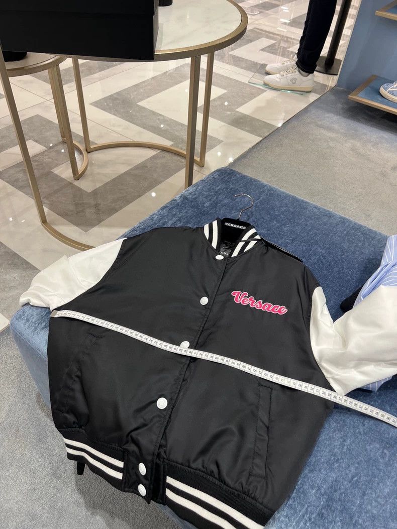 Versace Versace Women's Embroidered Logo Bomber Jacket - dmc Size US XXS / EU 40 - 9 Thumbnail