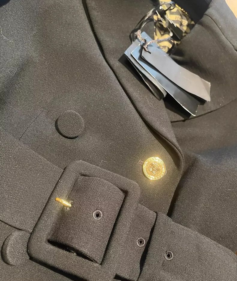 Versace Versace Black Wool Blazer with Belt - dmc Size US S / EU 44-46 / 1 - 3 Thumbnail