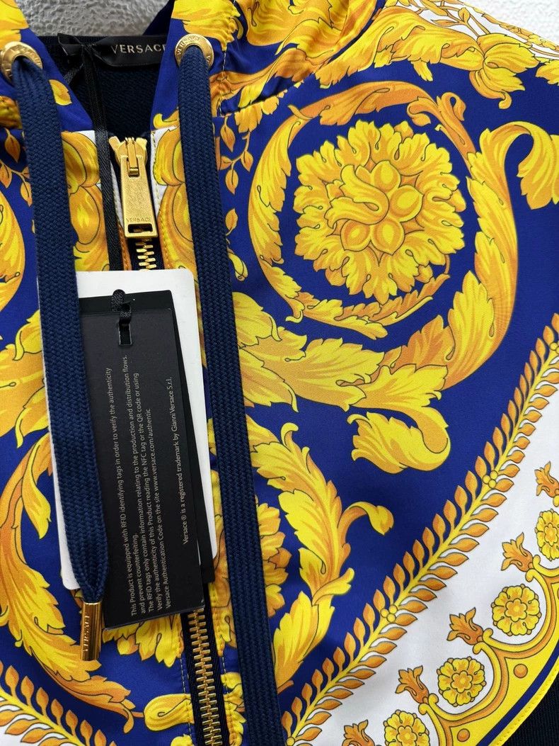 Versace Versace Baroque Print Hooded Jacket - dmc Size US S / EU 44-46 / 1 - 2 Thumbnail