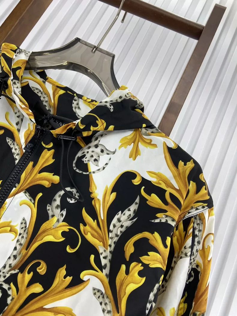 Versace Versace Floral Print Light Jacket - dmc Size US L / EU 52-54 / 3 - 4 Thumbnail