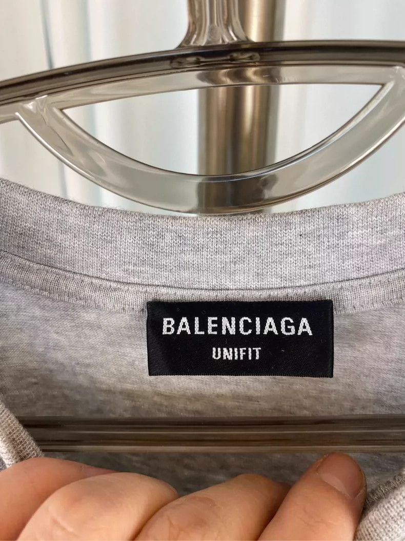 Balenciaga Balenciaga FBI Logo Grey Short Sleeve T-Shirt - dmc Size US M / EU 48-50 / 2 - 3 Thumbnail