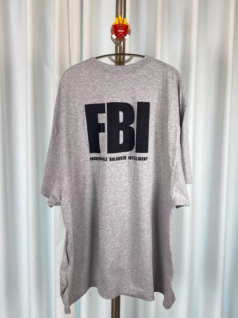 Balenciaga Balenciaga FBI Logo Grey Short Sleeve T-Shirt - dmc Size US M / EU 48-50 / 2 - 2 Thumbnail