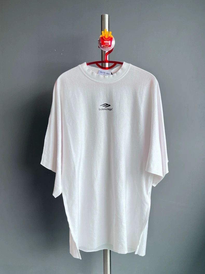 Balenciaga Balenciaga 3B Distressed Short Sleeve - dmc Size US M / EU 48-50 / 2 - 3 Thumbnail