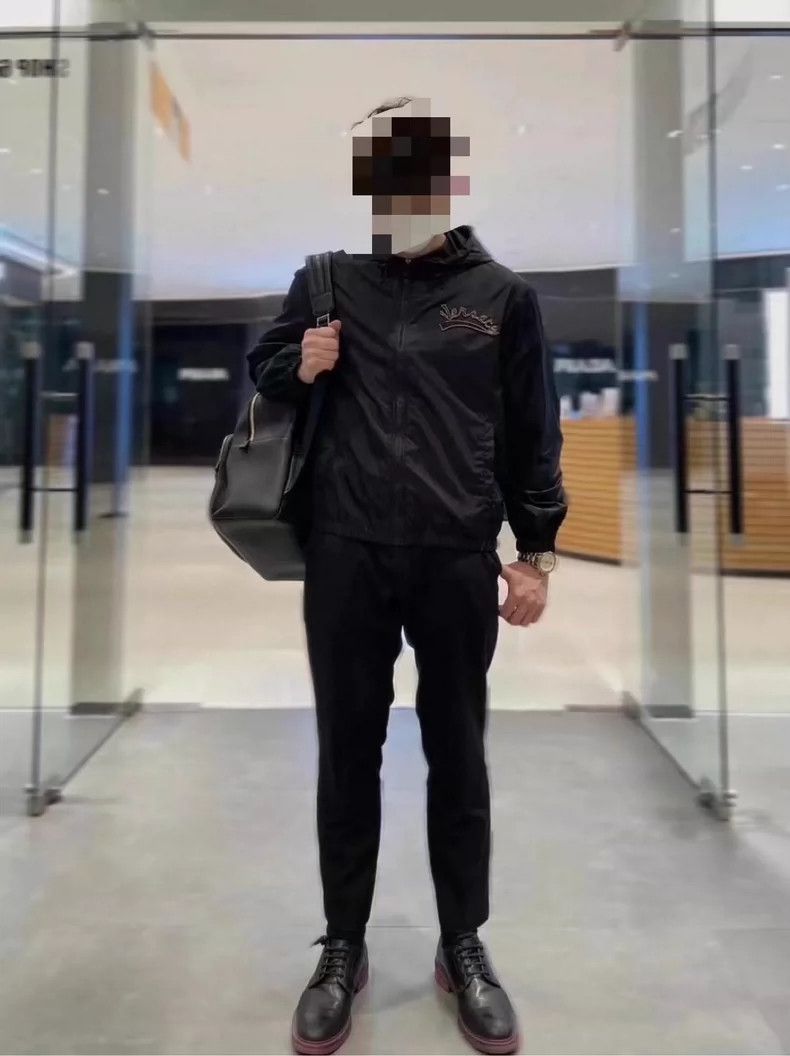 Versace Versace Men's Black Hooded Windbreaker Jacket - dmc Size US XL / EU 56 / 4 - 8 Thumbnail
