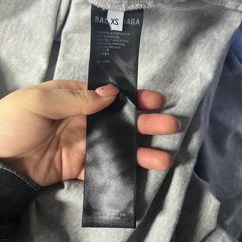 Balenciaga Balenciaga Grey Fake Two-Piece Long-Sleeve Tee - dmc Size US XS / EU 42 / 0 - 6 Thumbnail