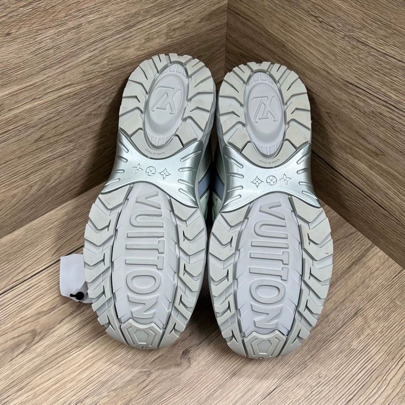 Louis Vuitton Louis Vuitton Discovery Silver Green Sneakers - dmc Size US 10.5 / EU 43-44 - 5 Thumbnail
