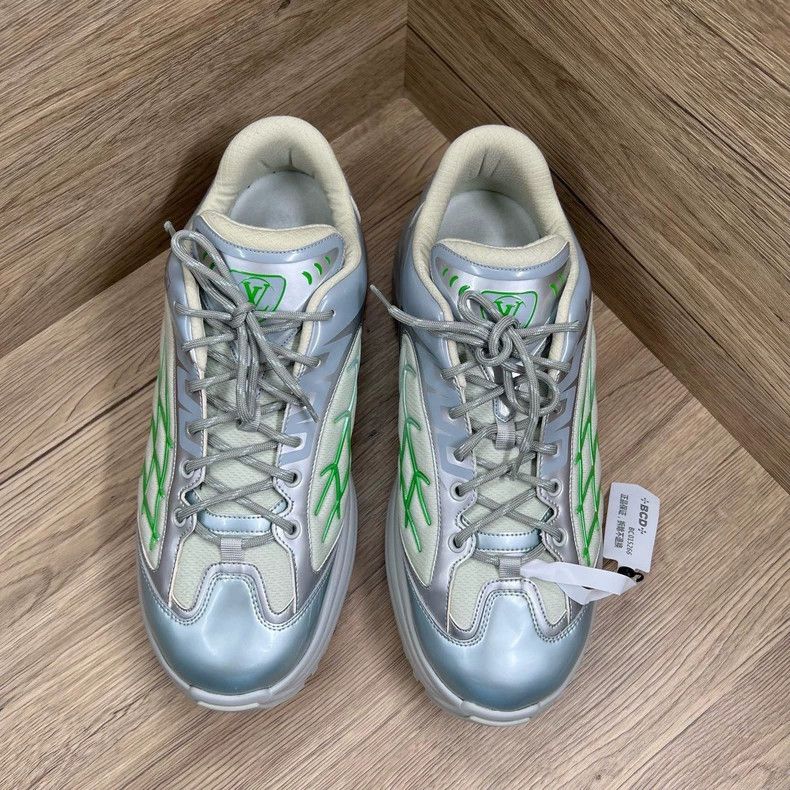 Louis Vuitton Louis Vuitton Discovery Silver Green Sneakers - dmc Size US 10.5 / EU 43-44 - 2 Thumbnail