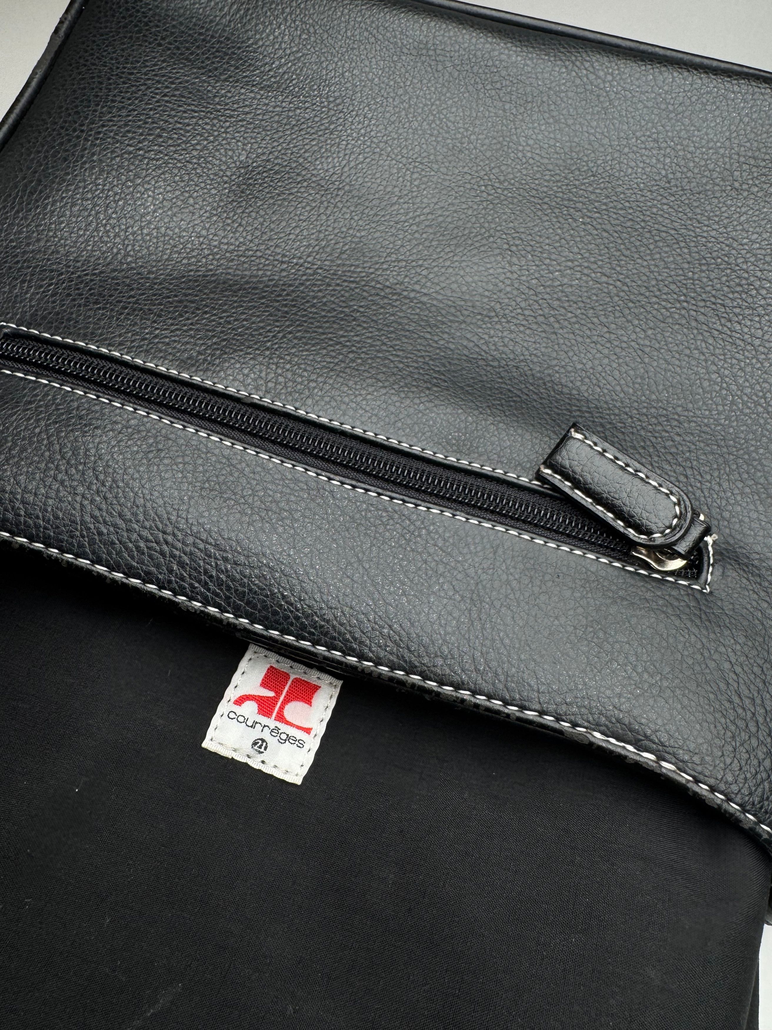 Courreges Vintage Paris Leather Bag Black Size ONE SIZE - 10 Thumbnail