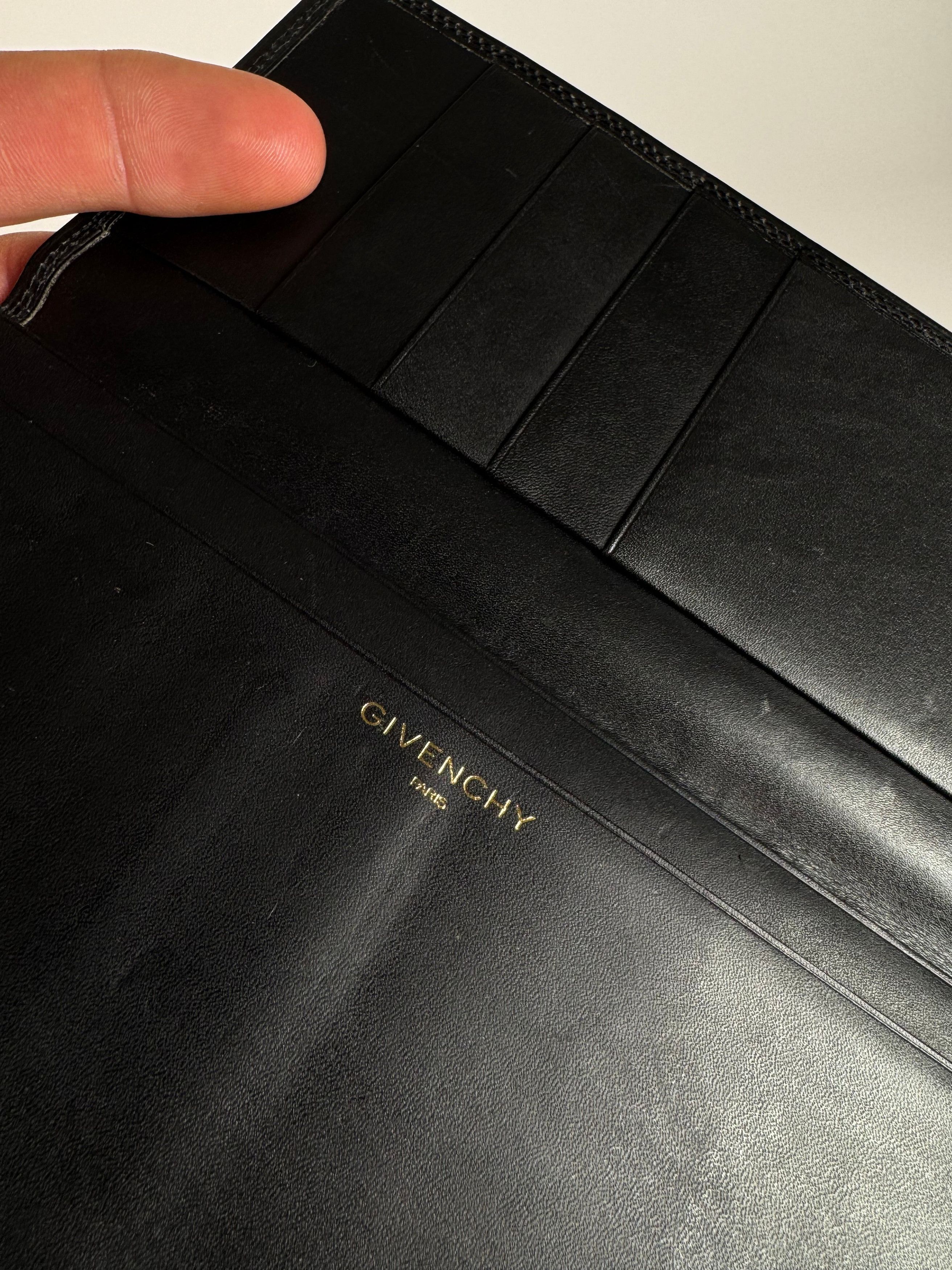 Givenchy Vintage Leather Card Holder / ID holder black Size ONE SIZE - 4 Thumbnail