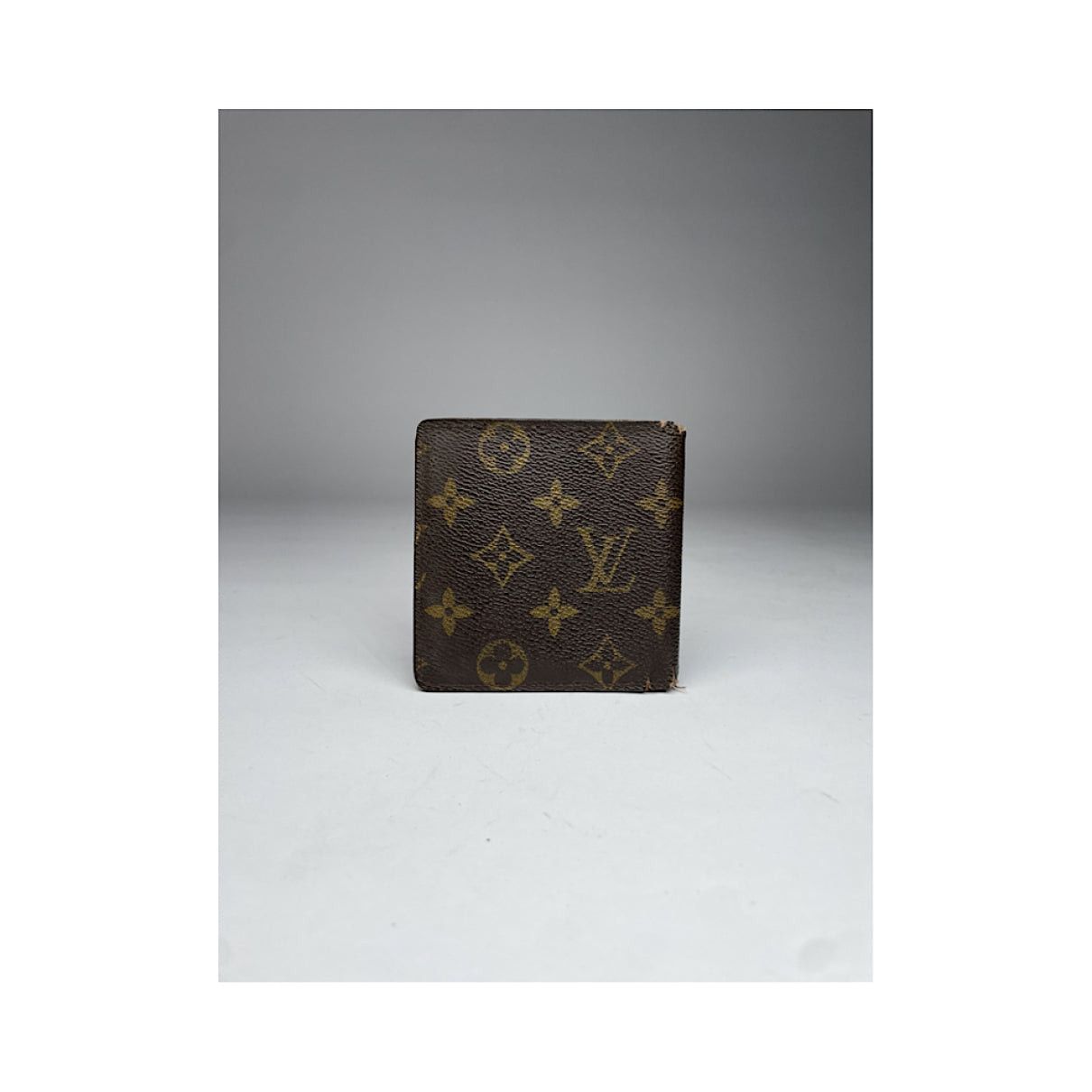 Louis Vuitton Brown Leather Purse Size ONE SIZE - 3 Thumbnail