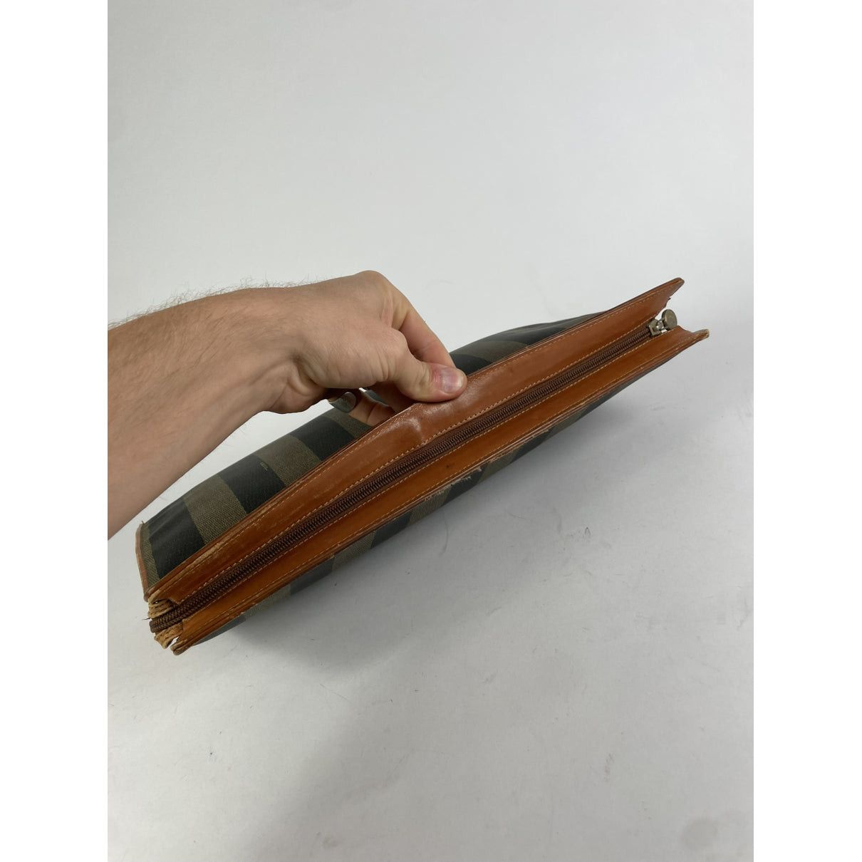 Fendi Baguette Brown Leather Clutch Bag Size ONE SIZE - 5 Thumbnail