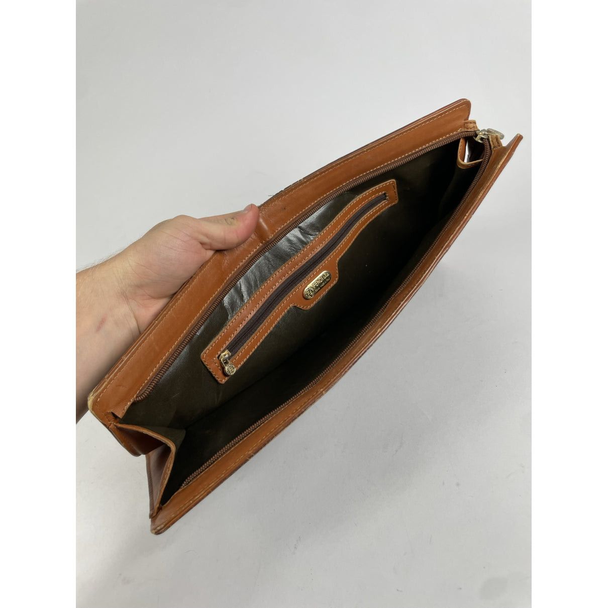 Fendi Baguette Brown Leather Clutch Bag Size ONE SIZE - 2 Thumbnail