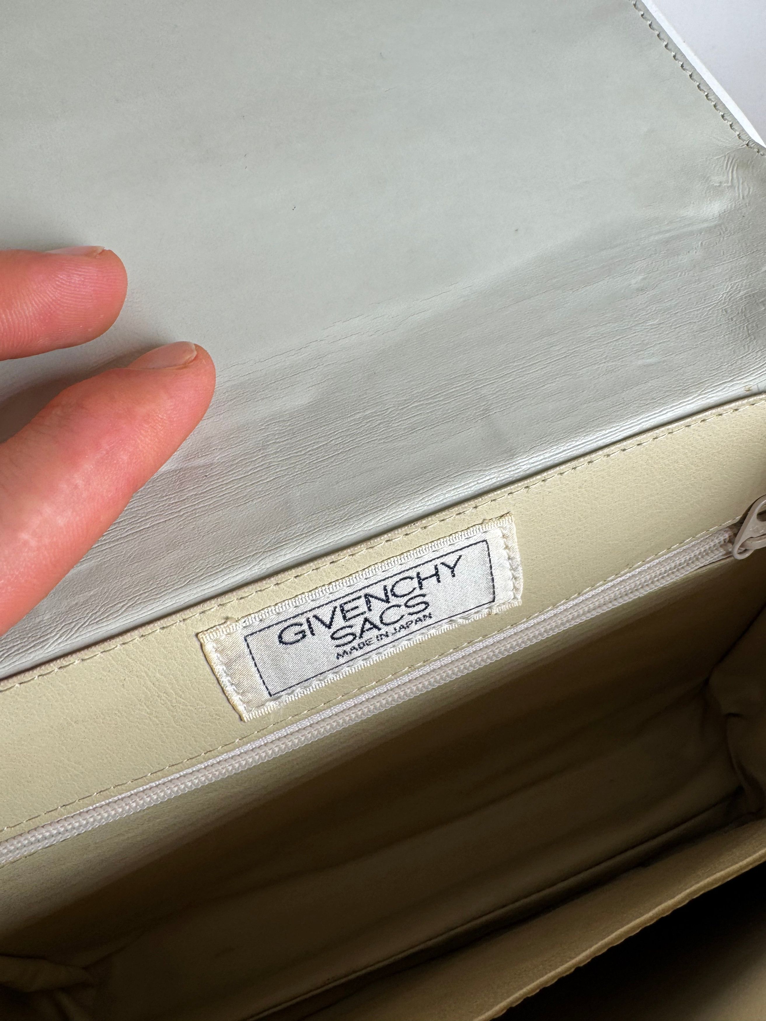 Givenchy Vintage 4G Leather Bag white Size ONE SIZE - 3 Thumbnail
