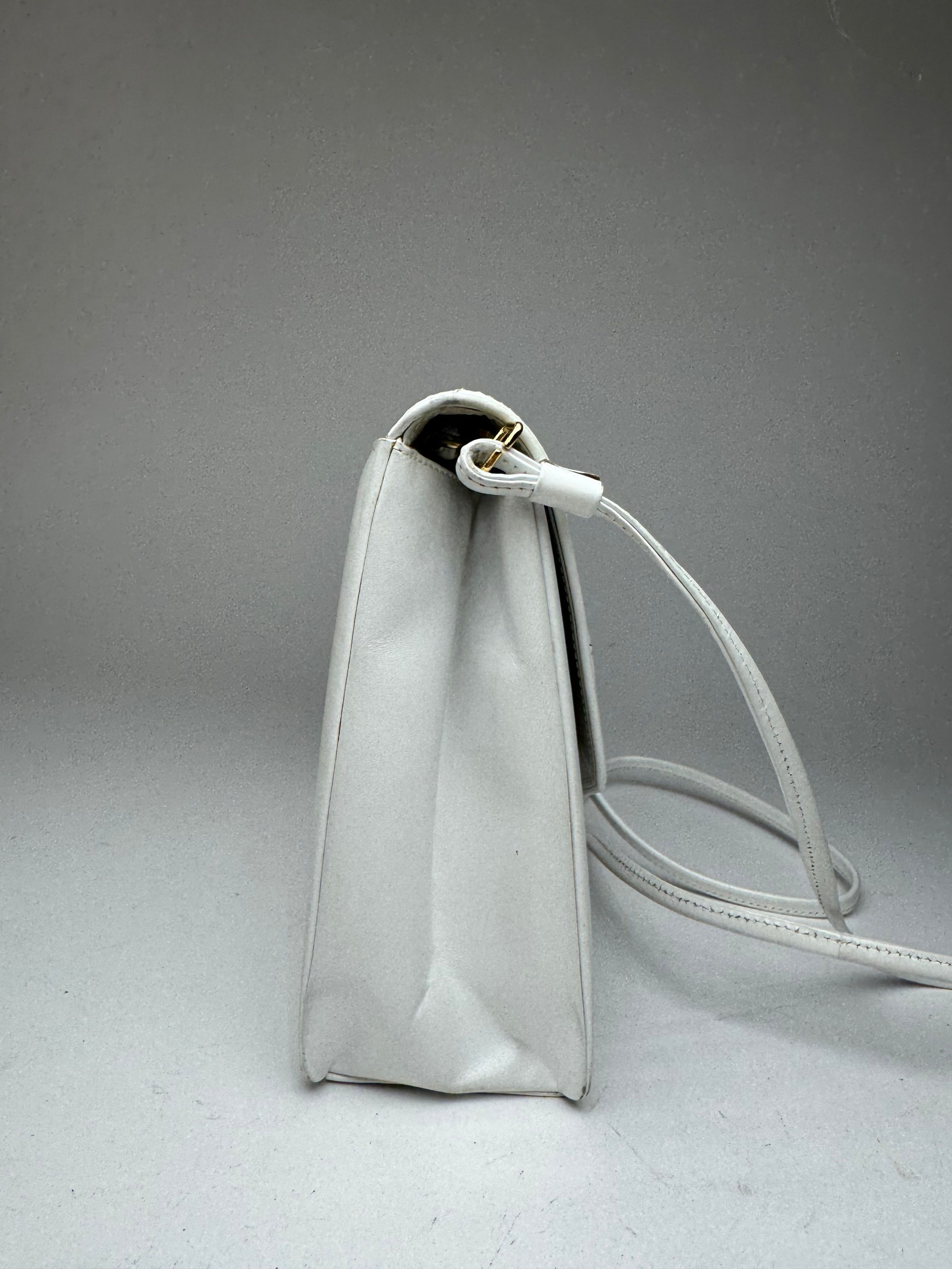 Givenchy Vintage 4G Leather Bag white Size ONE SIZE - 11 Thumbnail