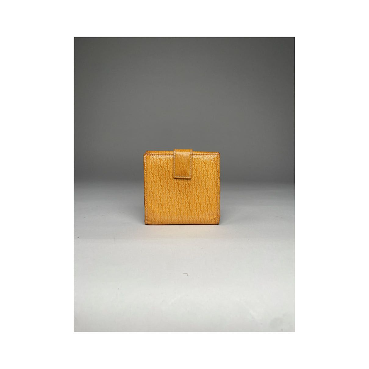 Dior Yellow Patent Leather Wallet Size ONE SIZE - 2 Thumbnail