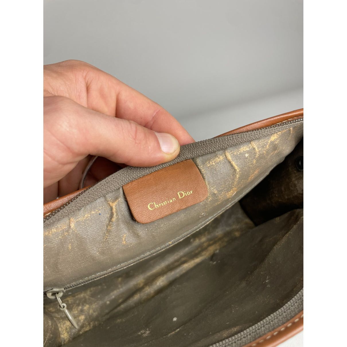 Dior Saddle Grey Leather Clutch Bag Size ONE SIZE - 3 Thumbnail