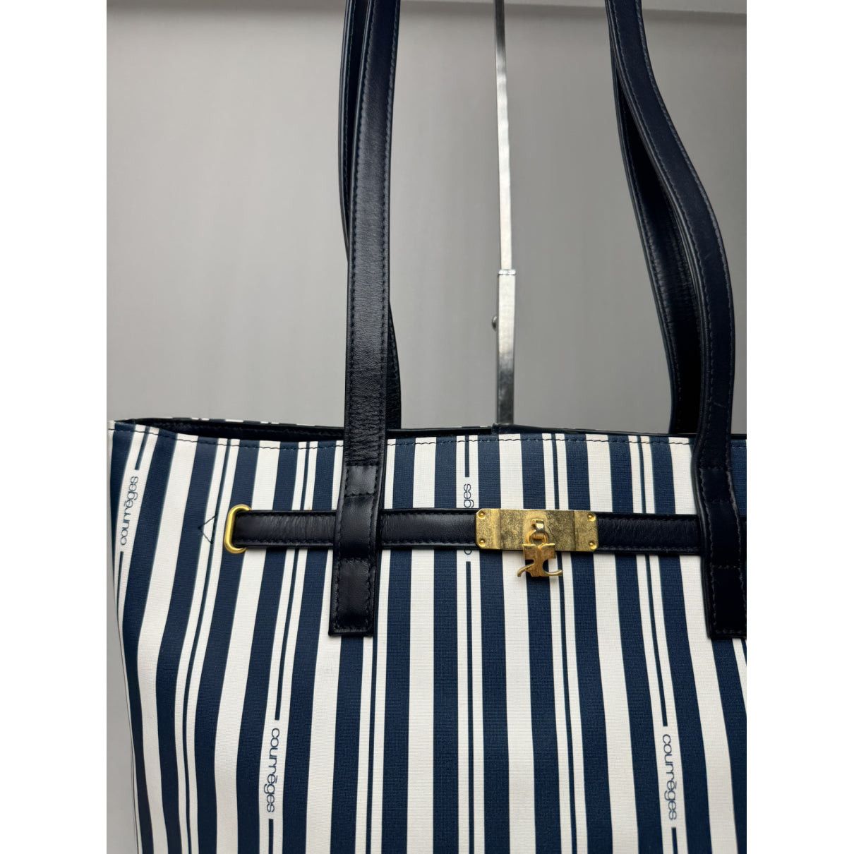 Courreges Courrèges Navy Leather Handbag Size ONE SIZE - 2 Thumbnail
