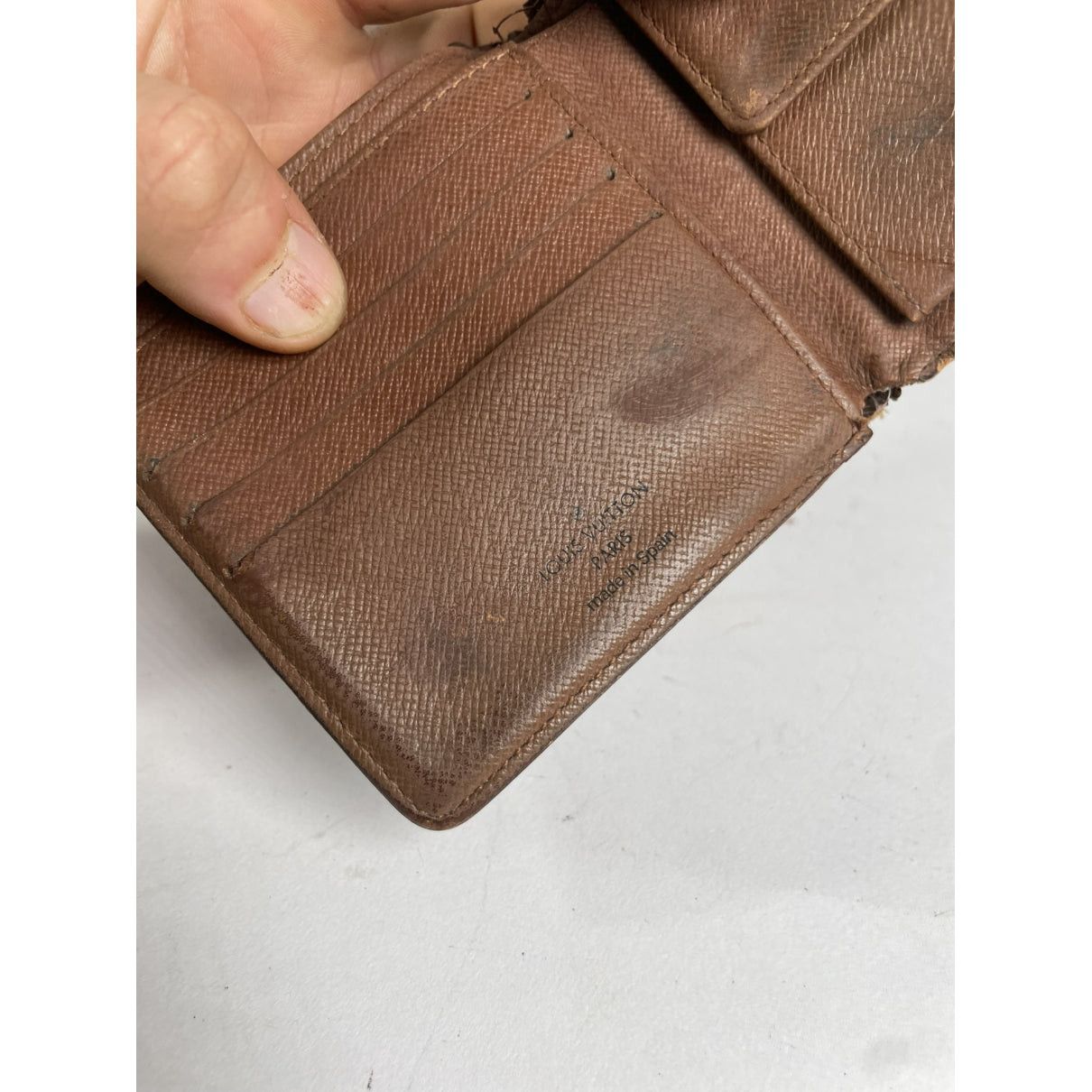 Louis Vuitton Brown Leather Purse Size ONE SIZE - 5 Thumbnail