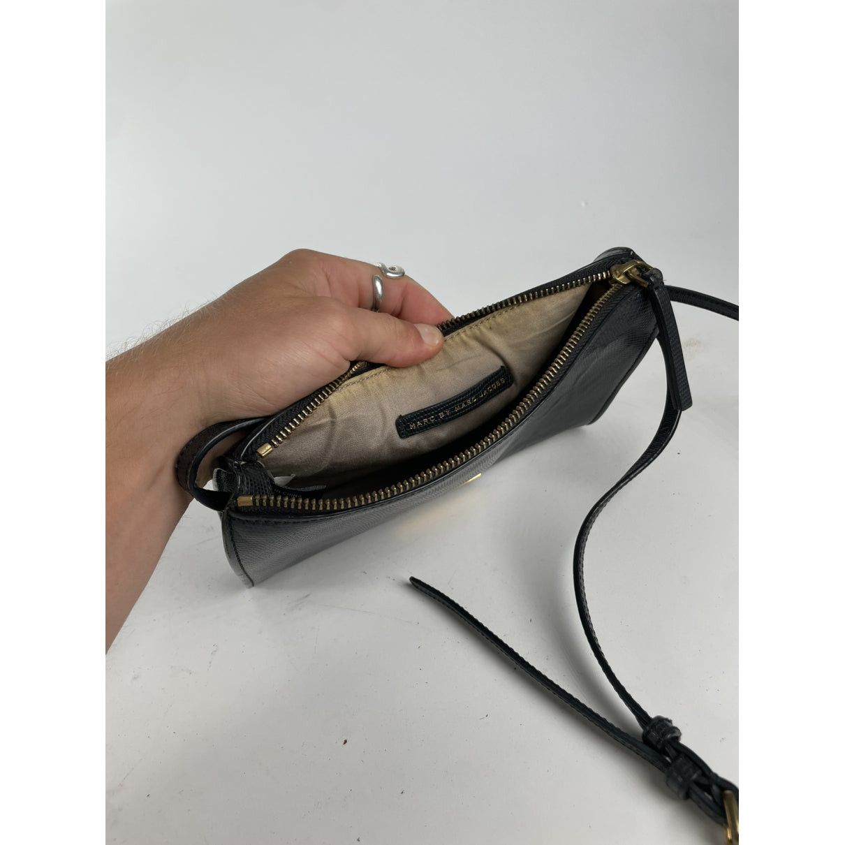 Marc by Marc Jacobs Black Leather Handbag Size ONE SIZE - 2 Thumbnail